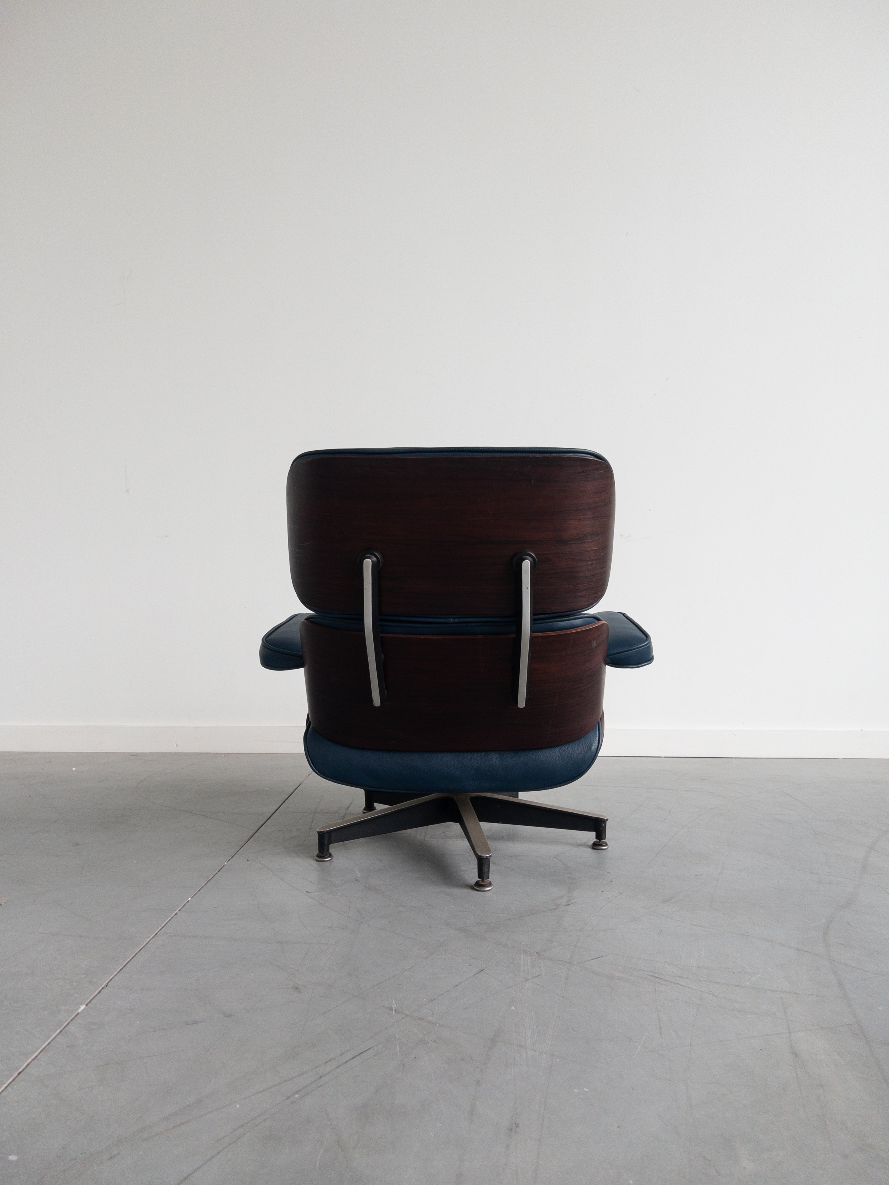 Eames Leather Lounge Chair by Charles & Ray Eames for Herman Miller