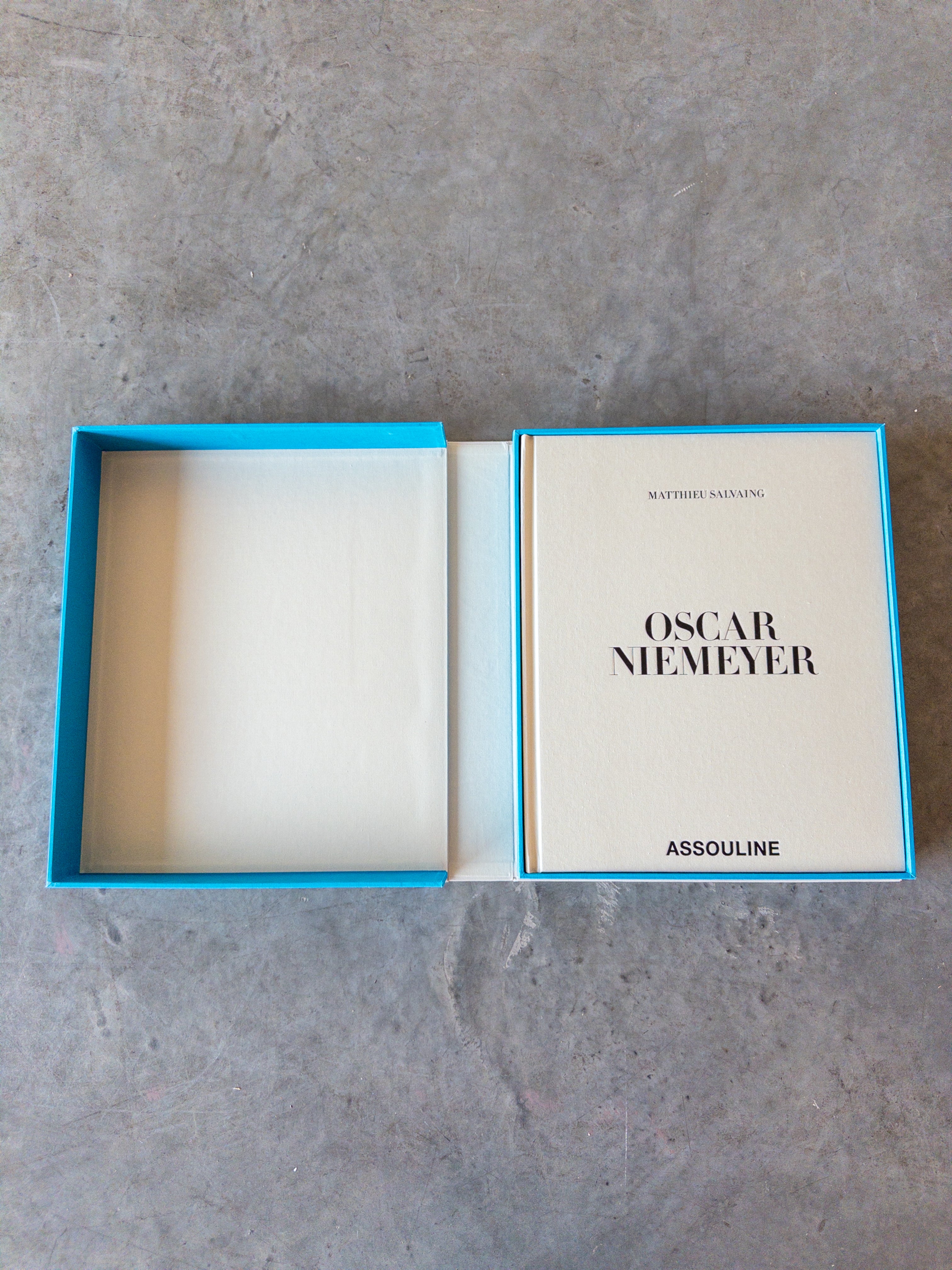 Assouline: Oscar Niemeyer Architecture Coffee Table Book, First