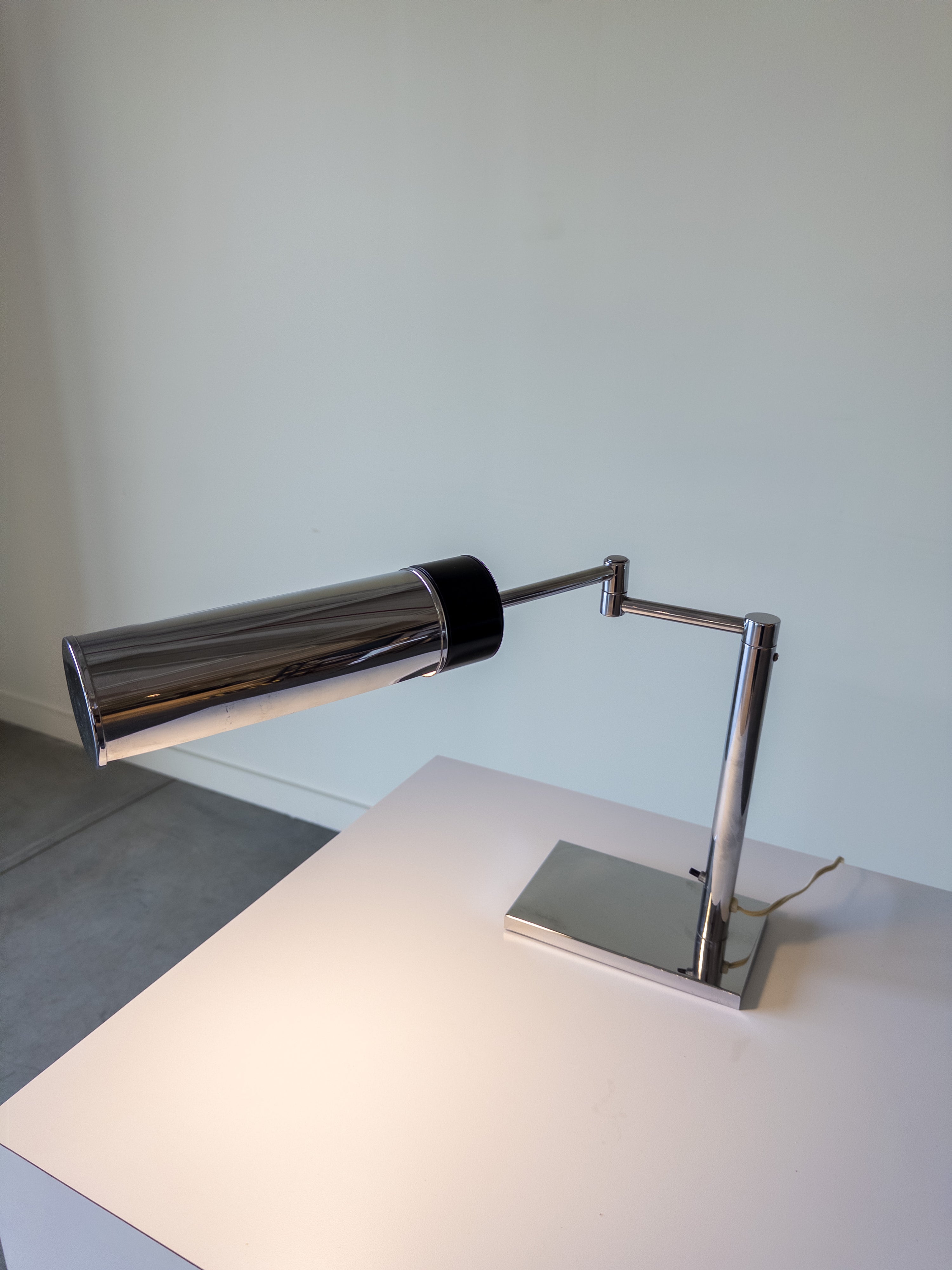 Polished Chrome & Black Enamel Swing Arm Desk Lamp by Walter Von Nessen for Nessen Lighting Co.