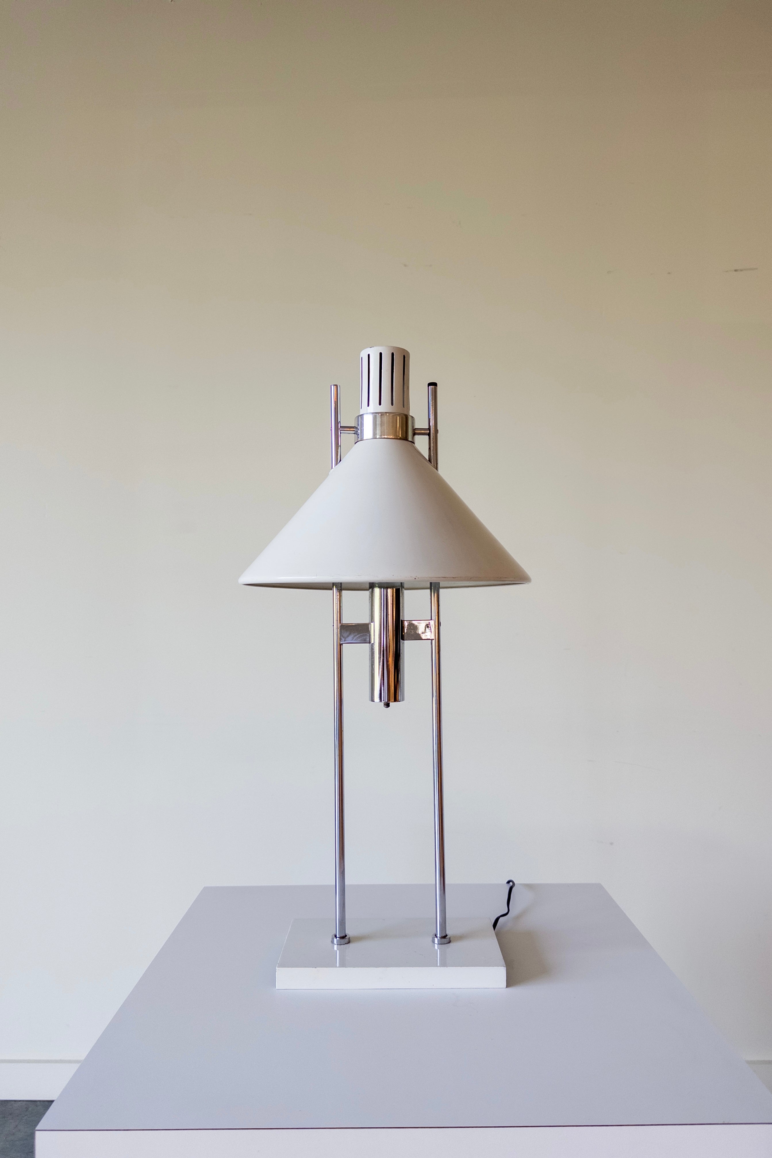 Robert Sonneman Space Age Lamp