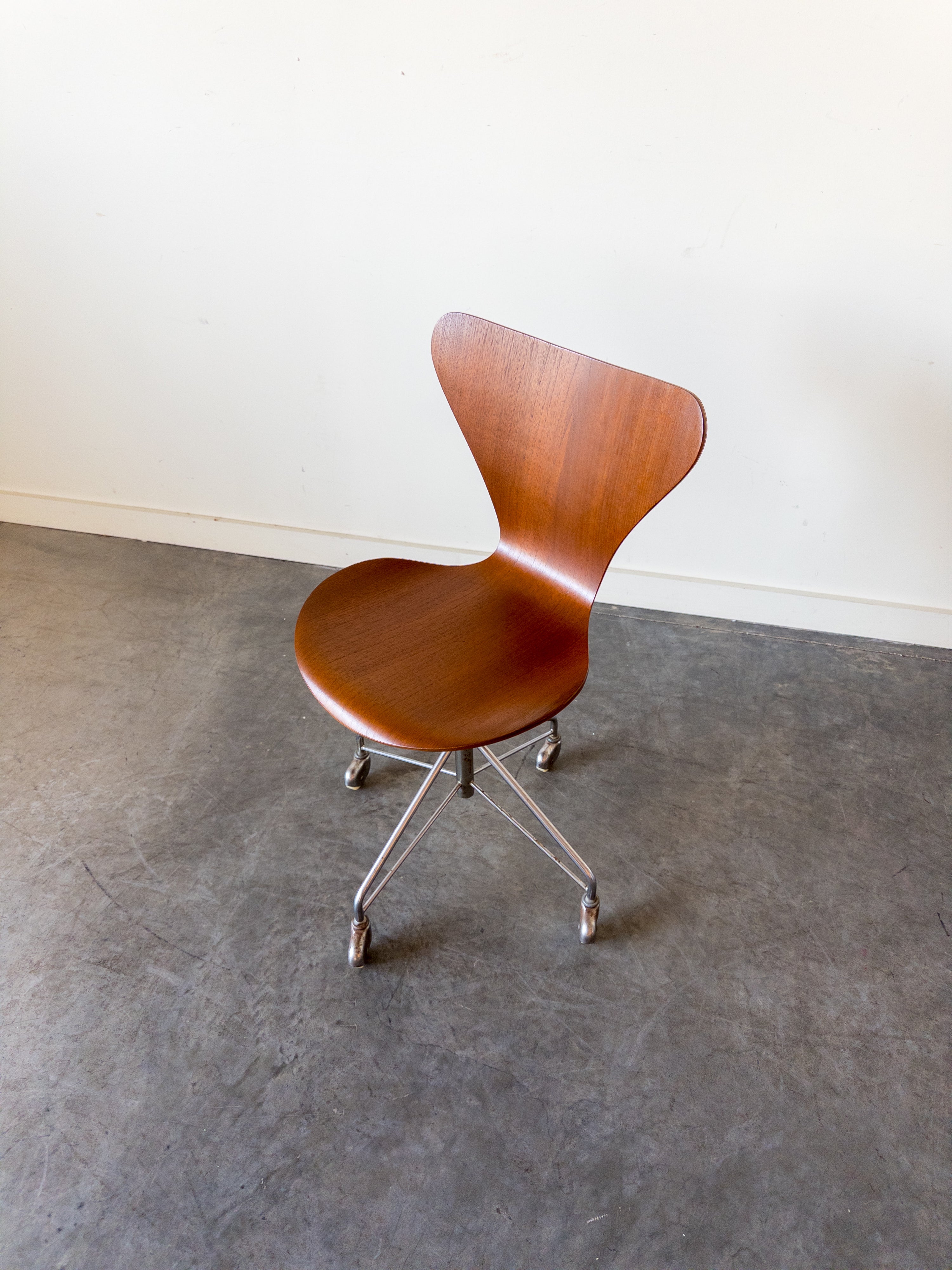 Sevener Teak chair, model 3117 by Arne Jacobsen for Fritz Hansen