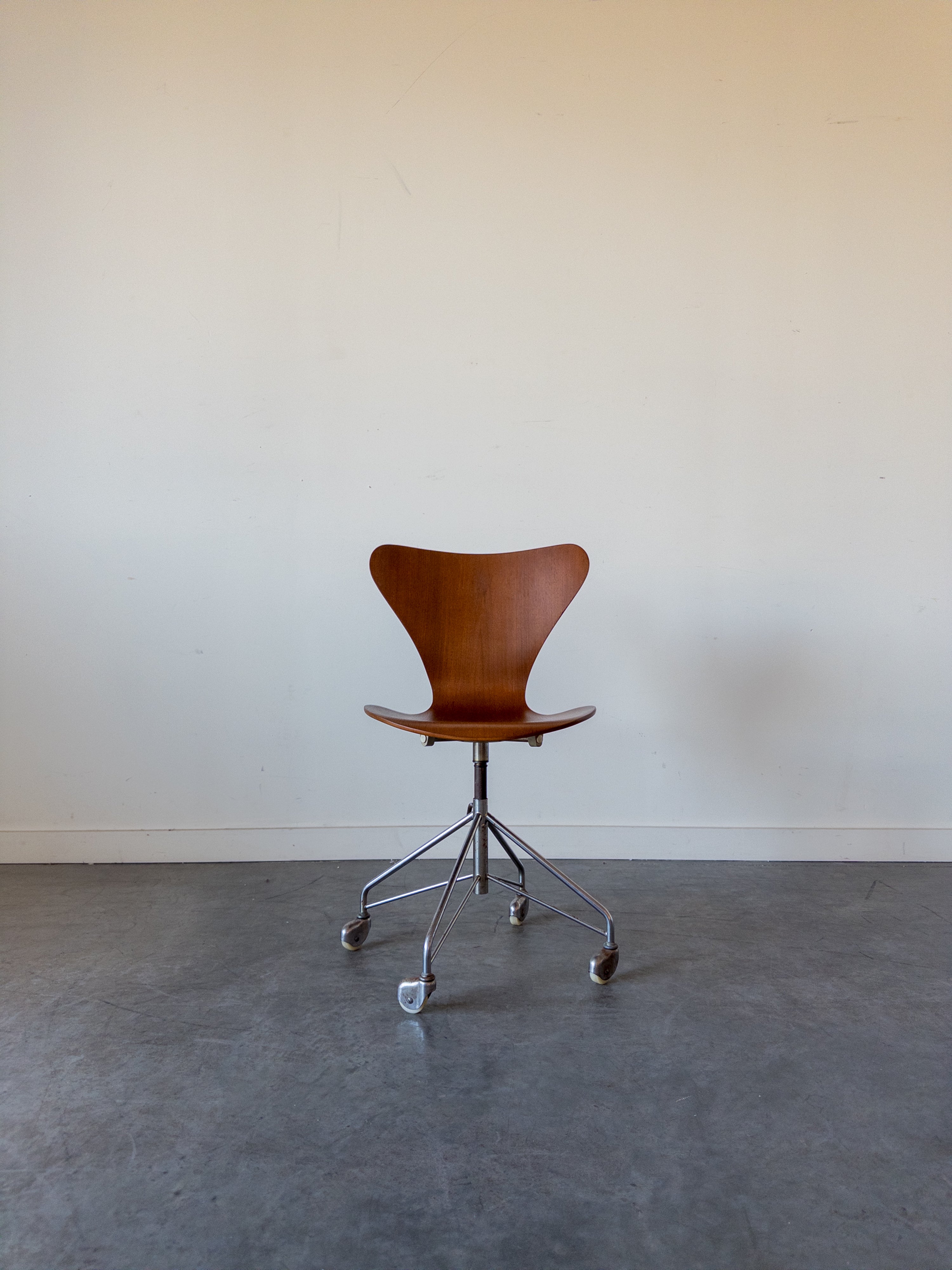 Sevener Teak chair, model 3117 by Arne Jacobsen for Fritz Hansen