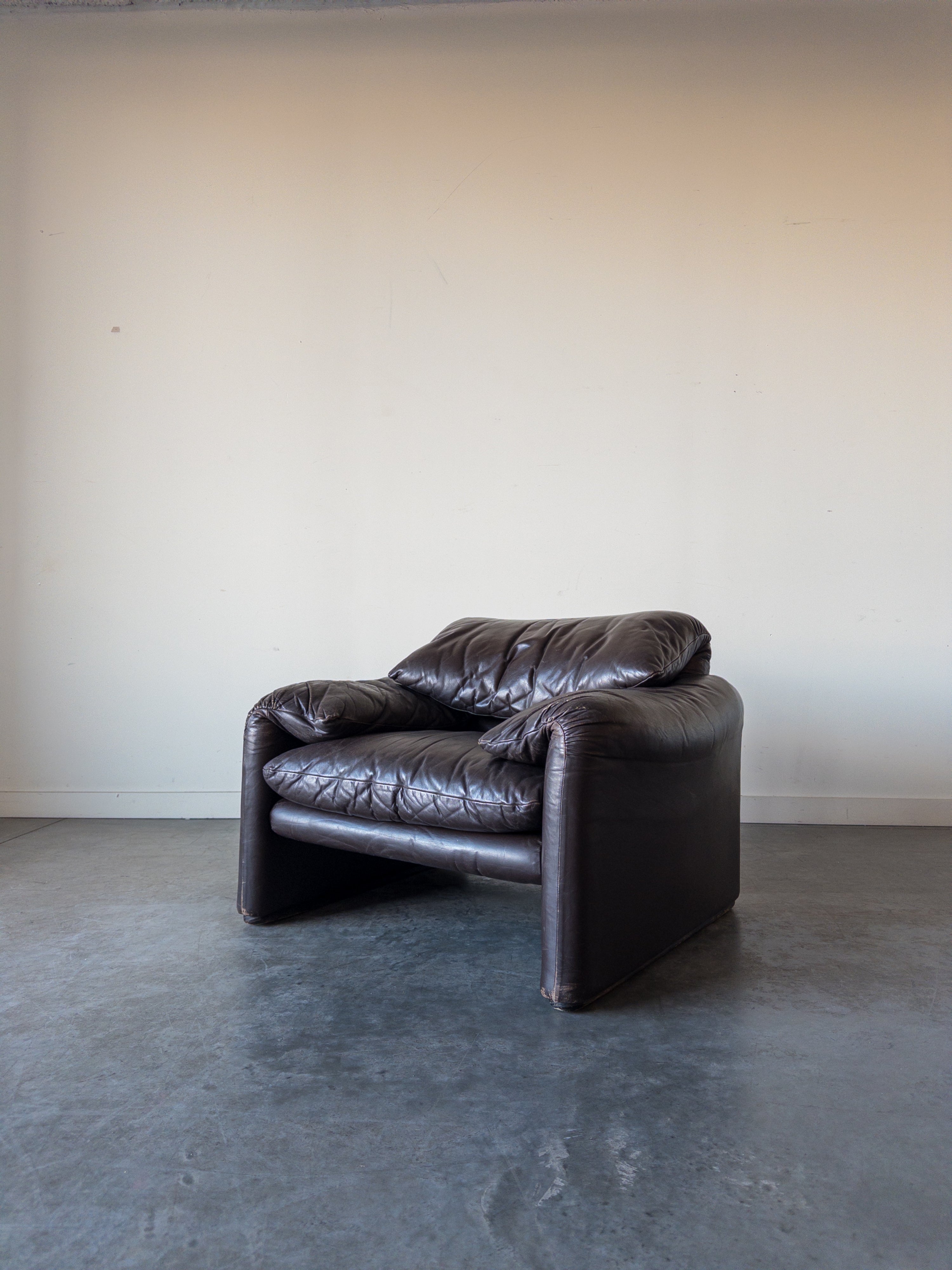 Maralunga Armchair by Vico Magistretti for Cassina