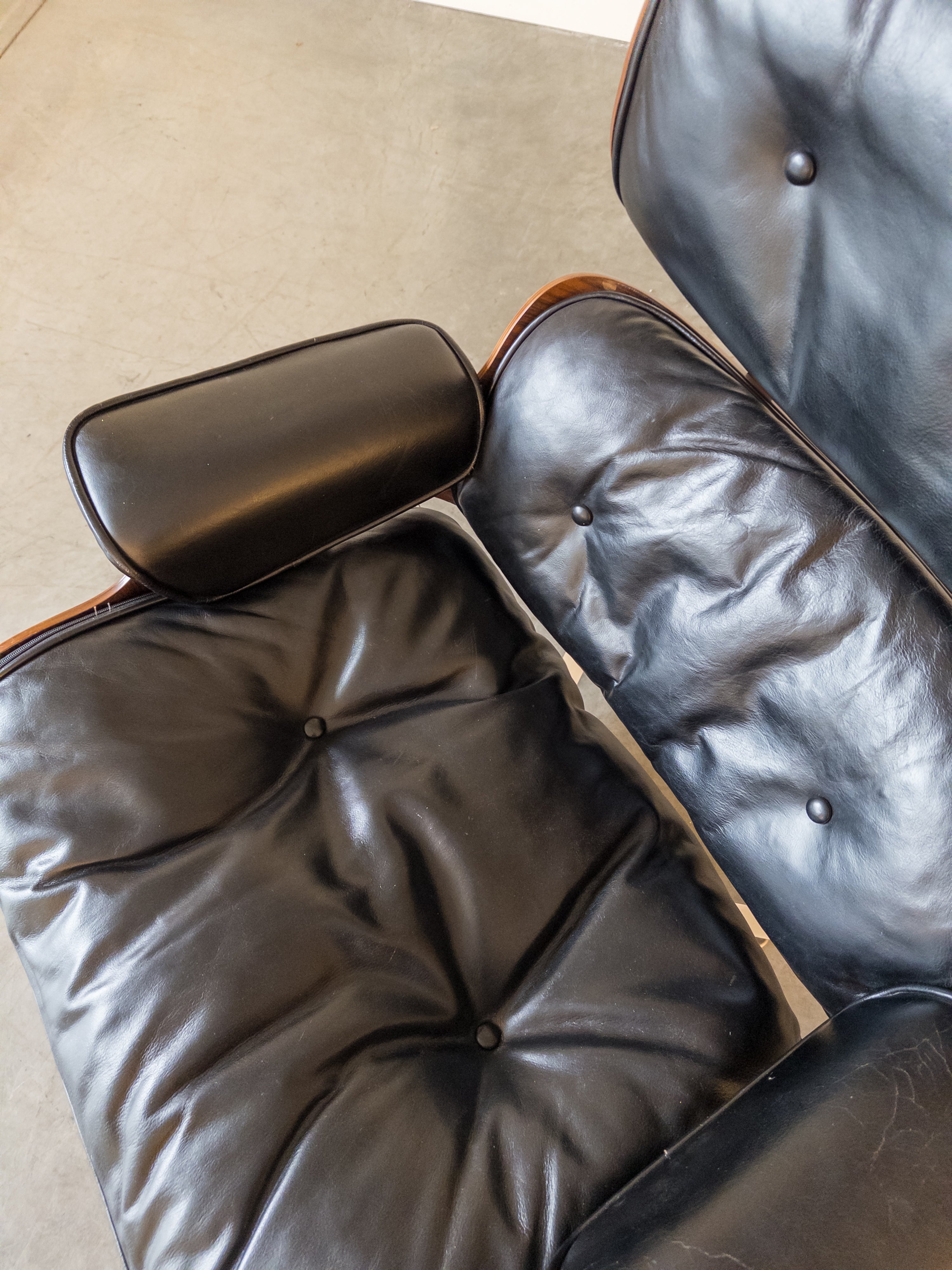 Eames Leather Lounge Chair by Charles & Ray Eames for Herman Miller