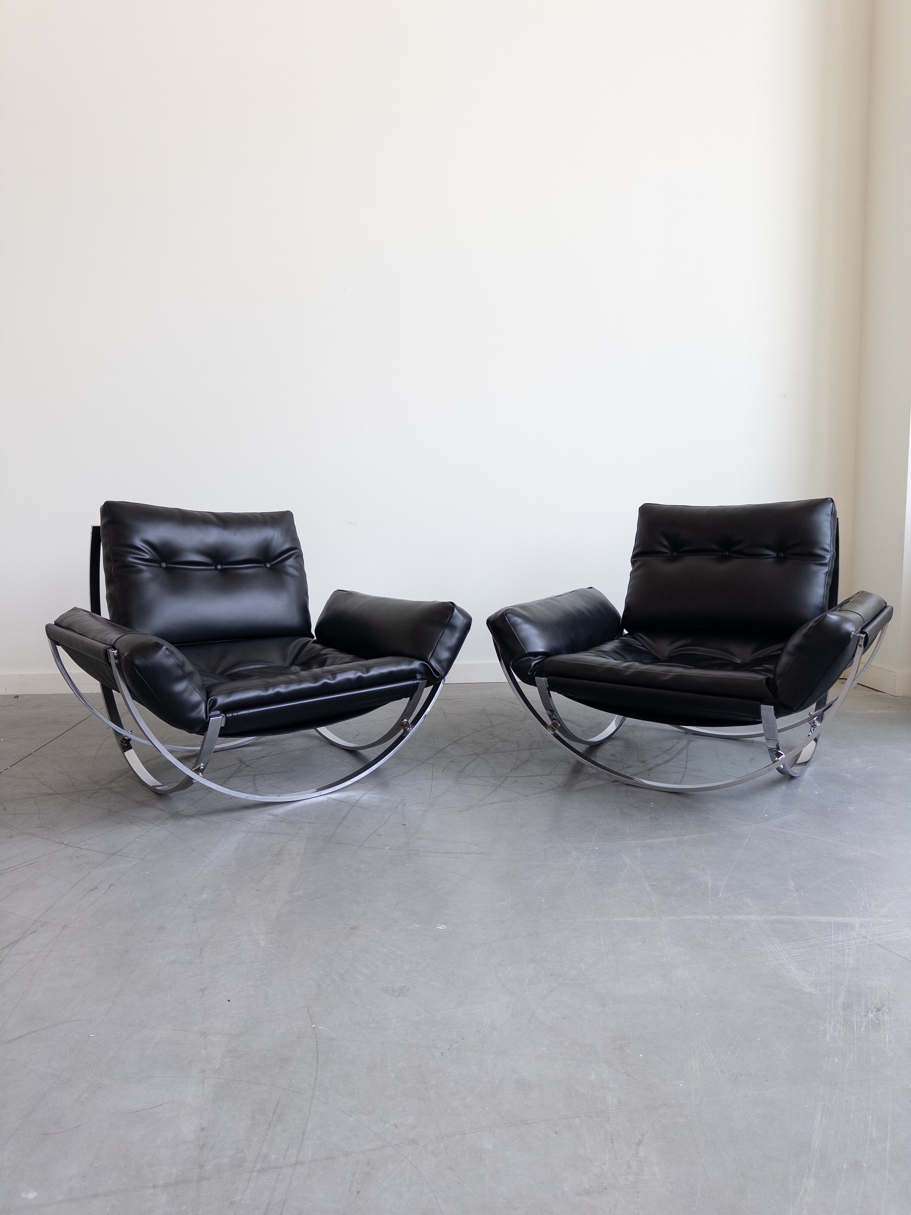 Apollo Lounge Chairs by Leonart Bender