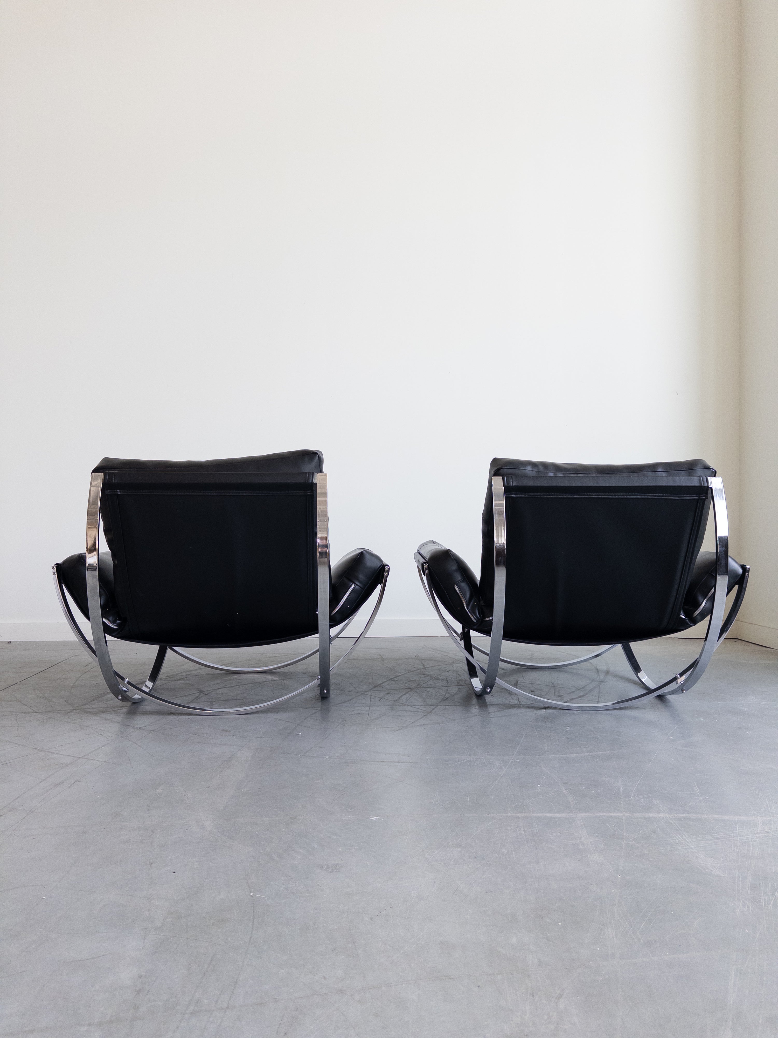 Apollo Lounge Chairs by Leonart Bender