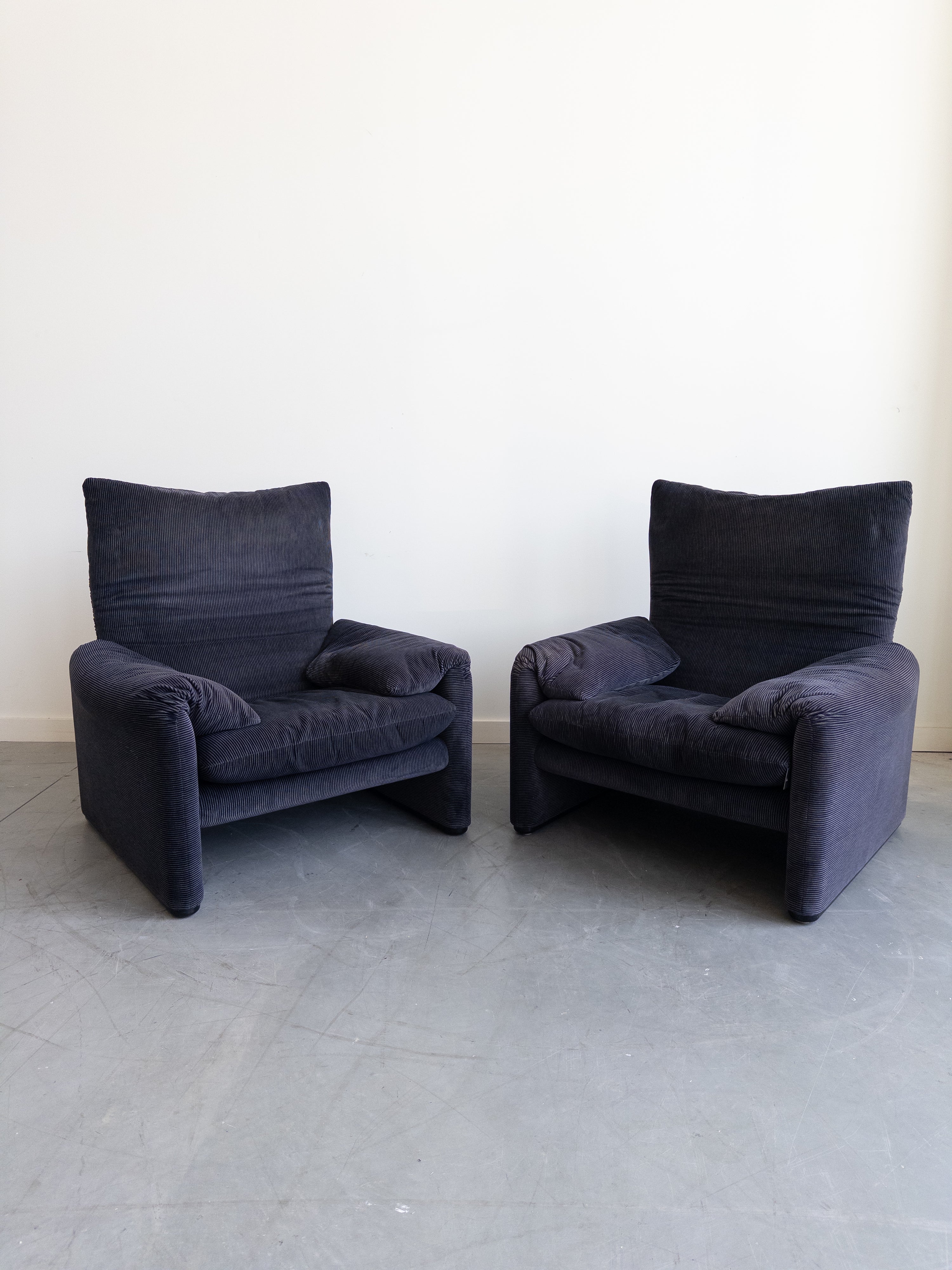 Maralunga Armchairs and Ottomans by Vico Magistretti for Cassina