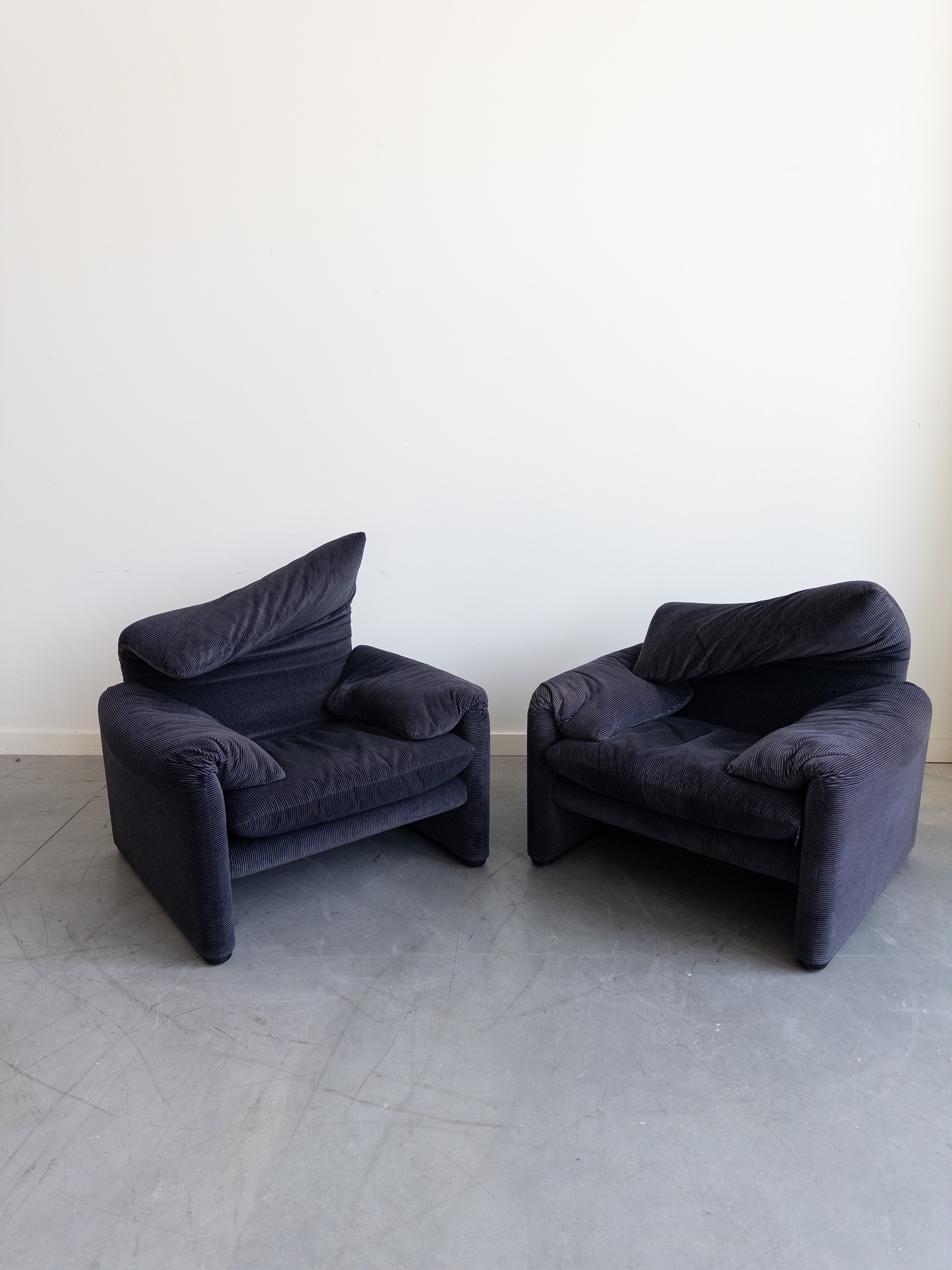 Maralunga Armchairs and Ottomans by Vico Magistretti for Cassina