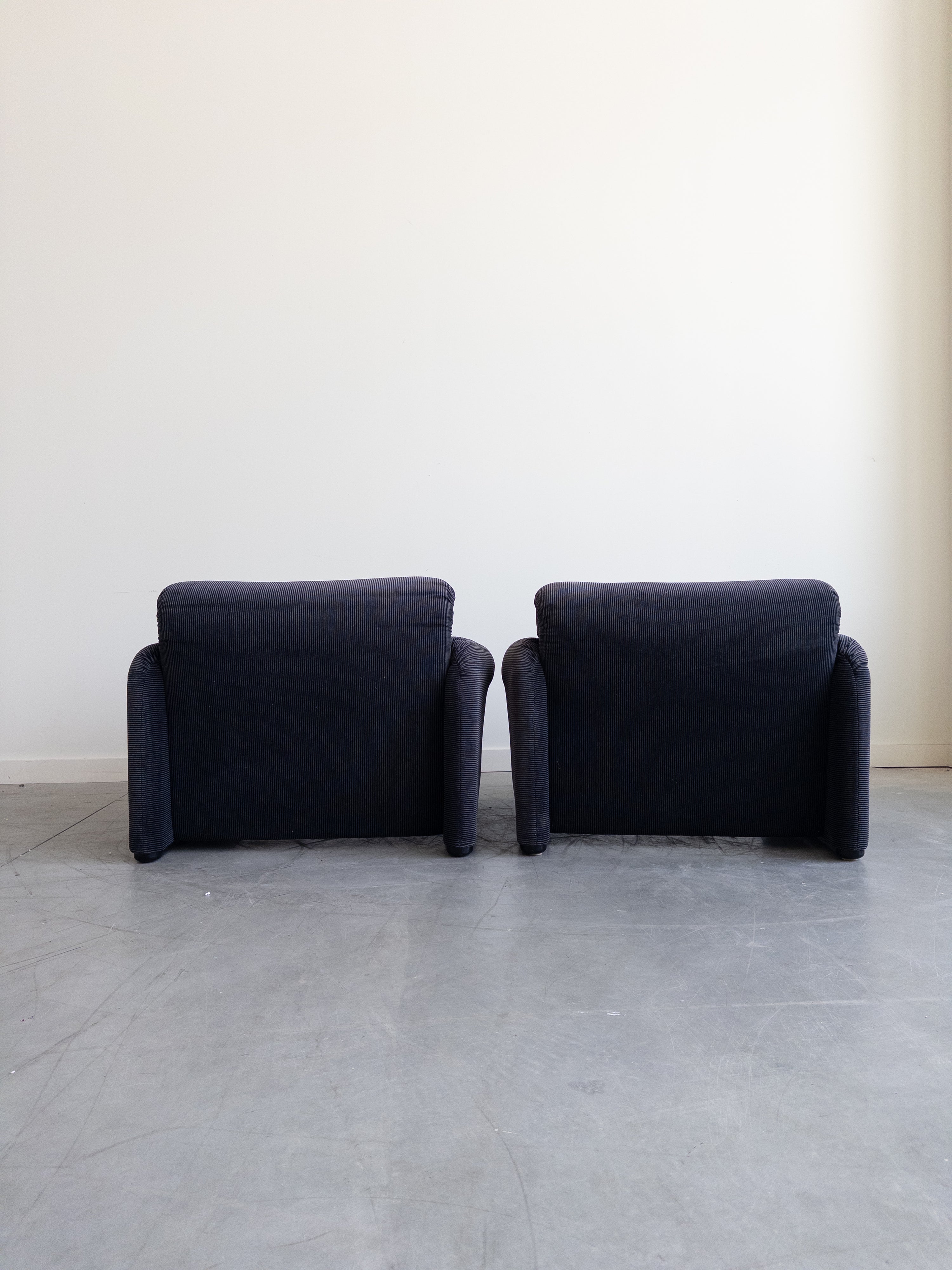 Maralunga Armchairs and Ottomans by Vico Magistretti for Cassina