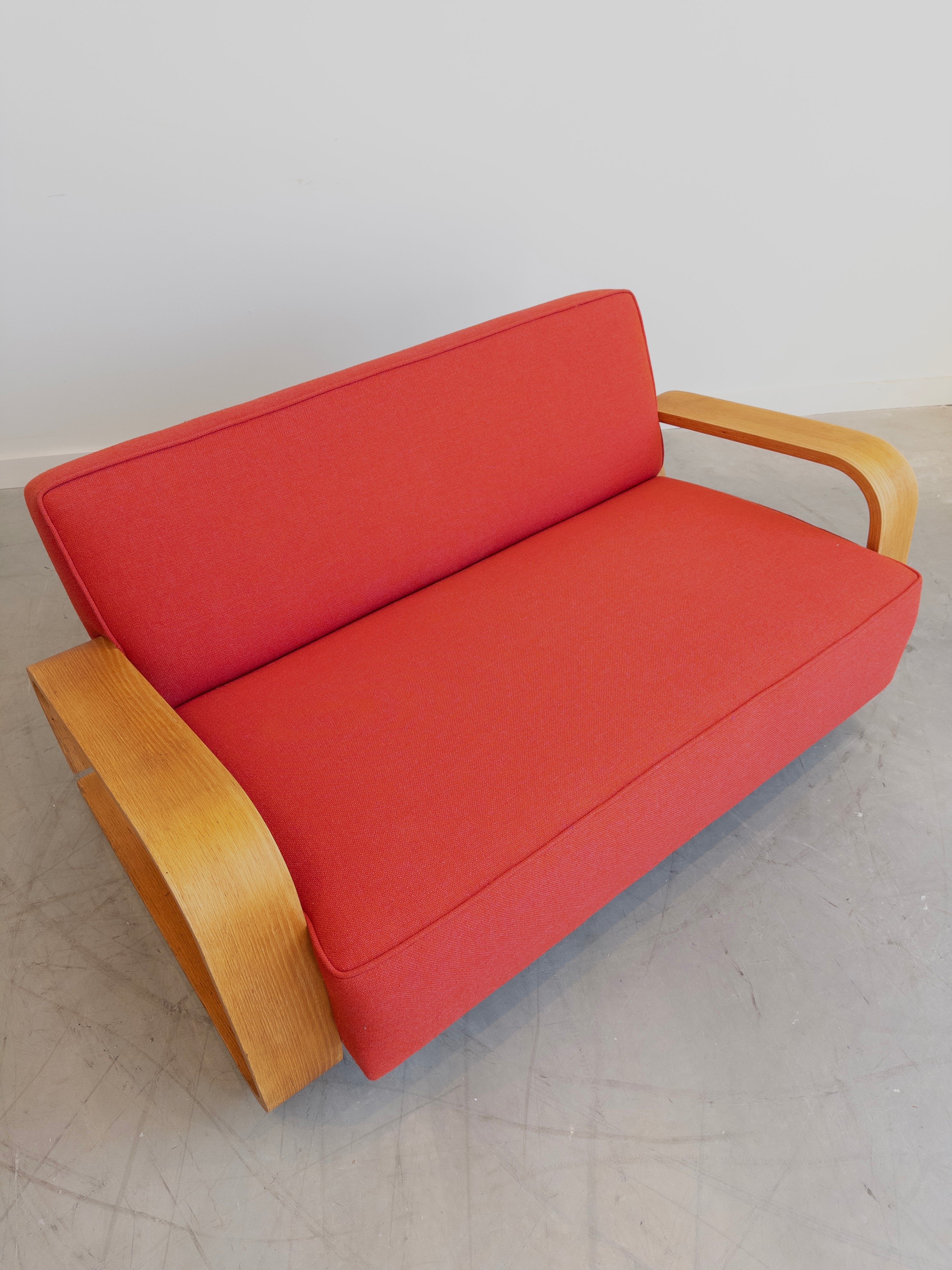 'Tank' Settee by Alvar Aalto