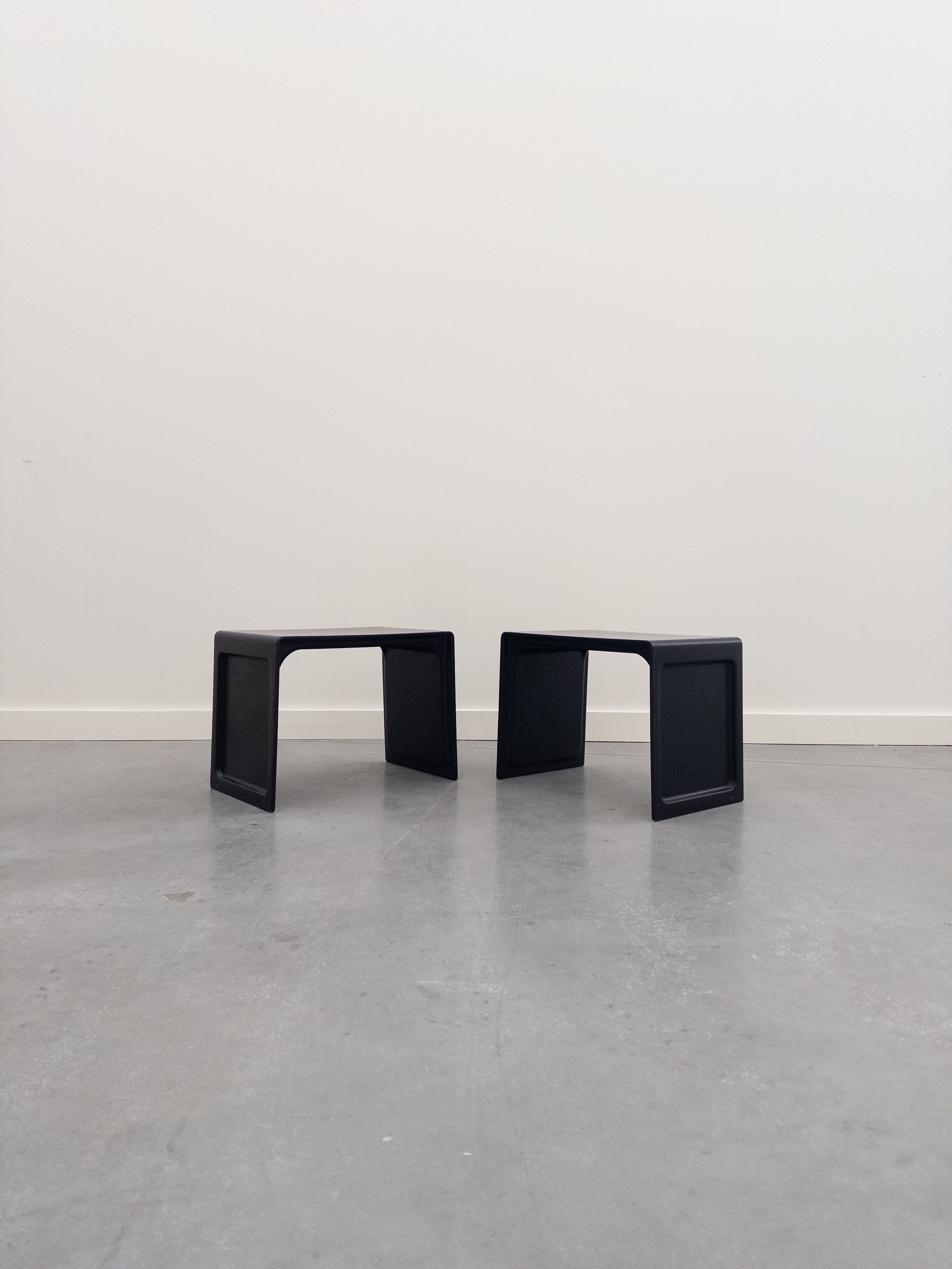 Pair of Model 621 Side Tables by Dieter Rams for Vitsoe – Found Objet Pair of Model 621 Side Tables by Dieter Rams for Vitsoe – Found Objet