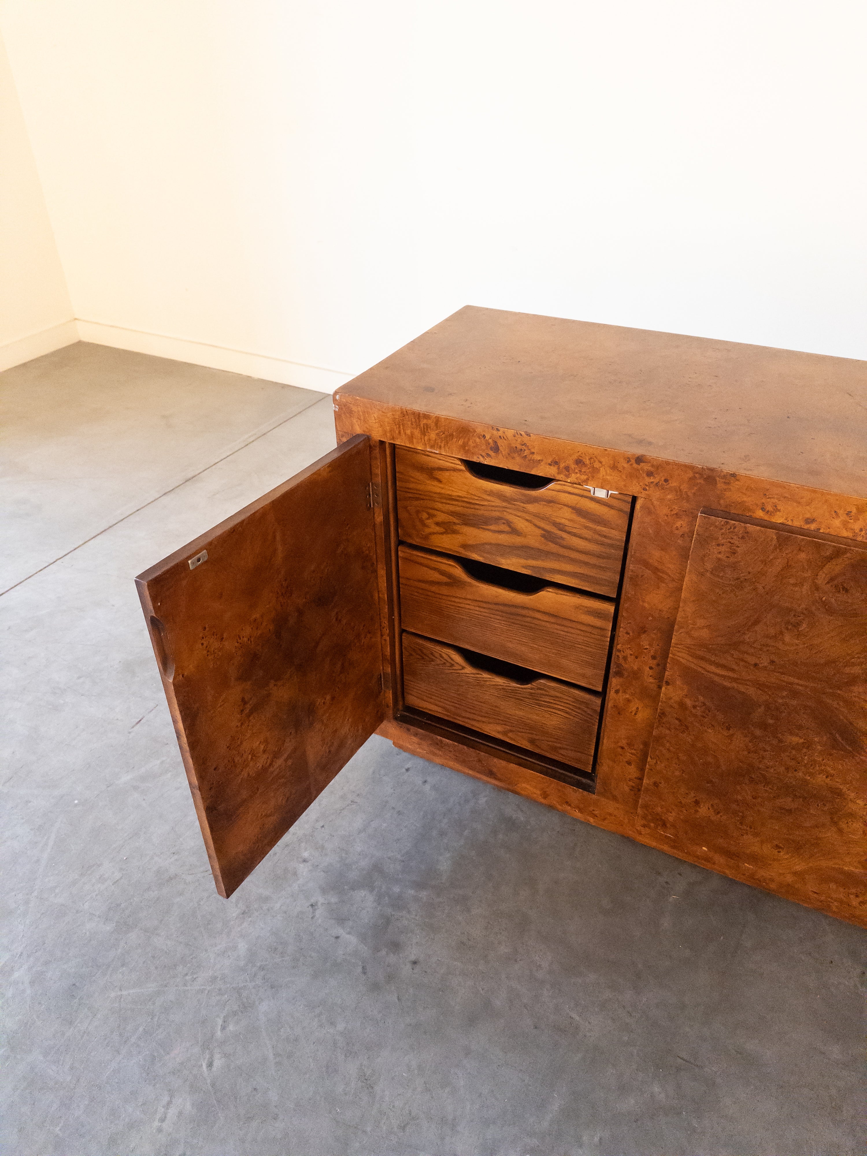 Milo Baughman Burled Olive Wood Sideboard, 1960s