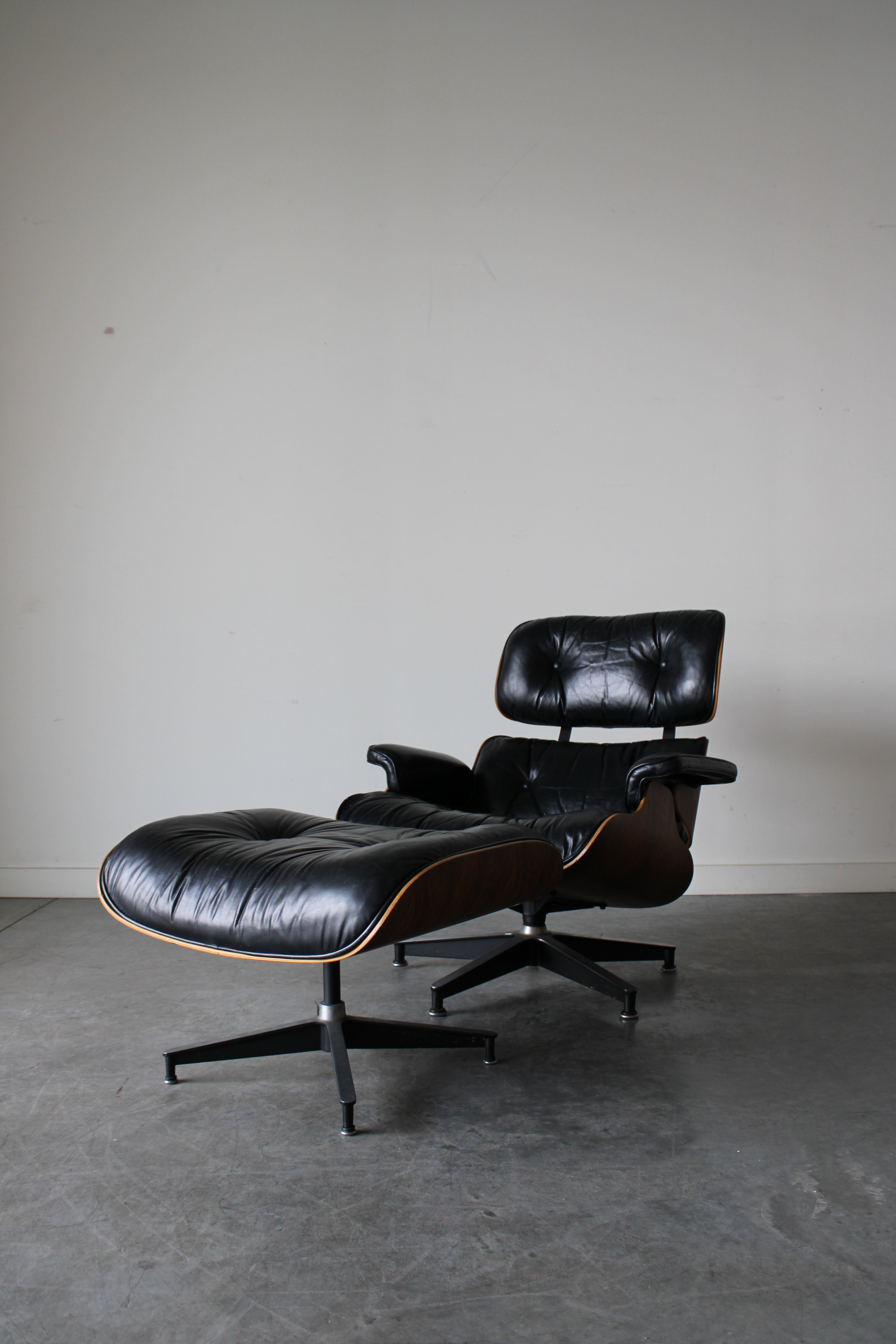 Eames Leather Lounge Chair by Charles & Ray Eames for Herman Miller