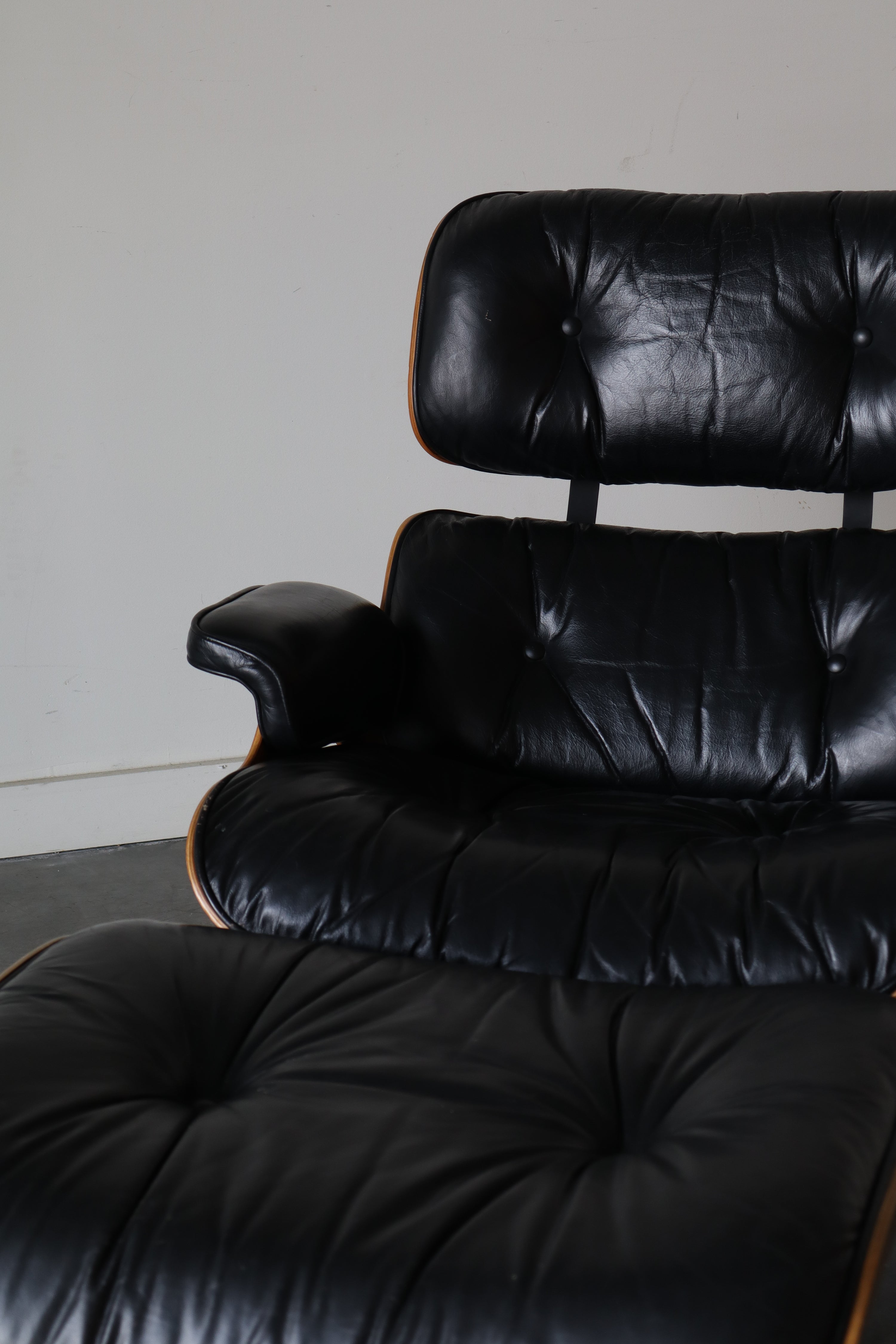 Eames Leather Lounge Chair by Charles & Ray Eames for Herman Miller