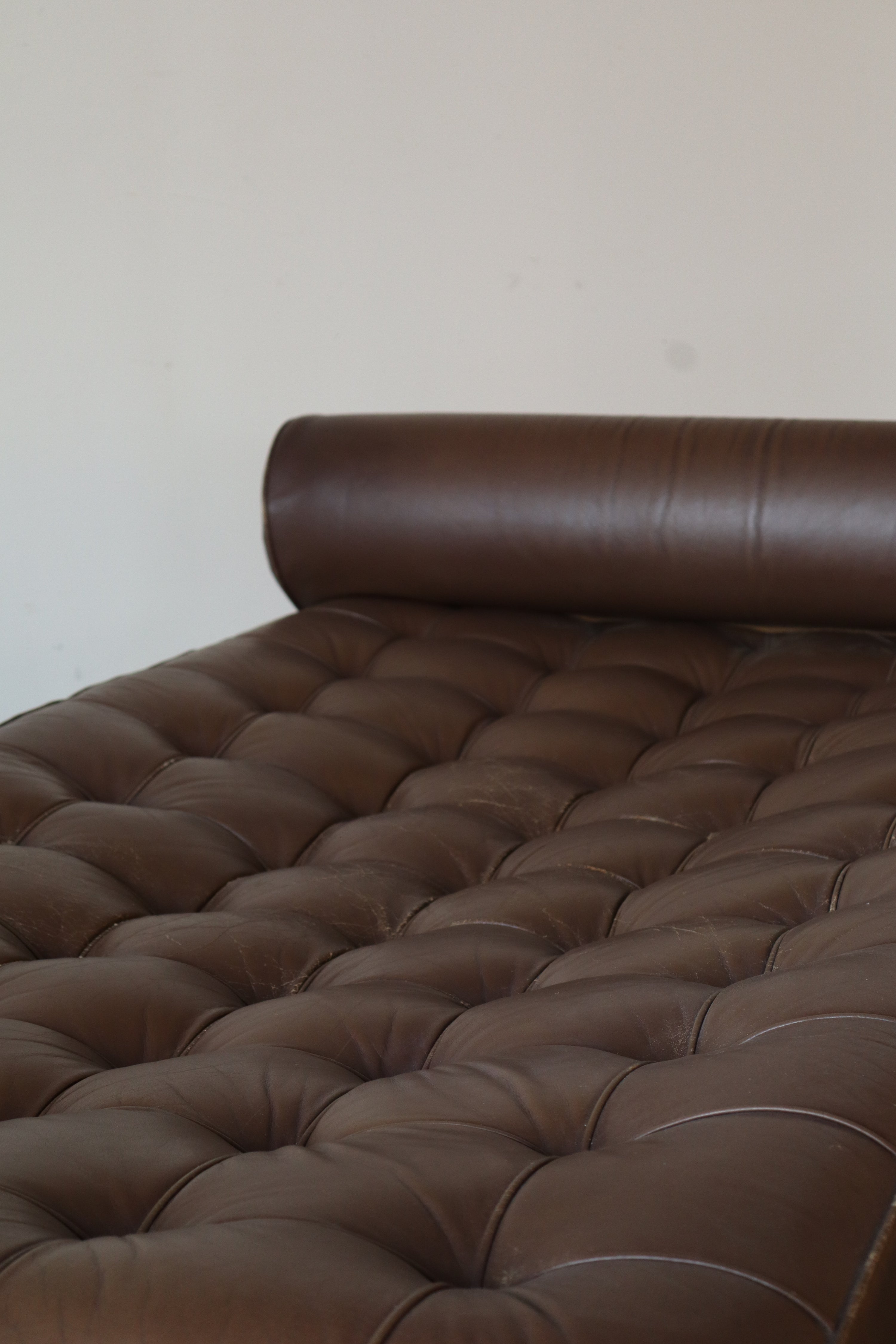 Barcelona Daybed Sofa Model 258L by Lilly Reich and Mies van der Rohe for Knoll
