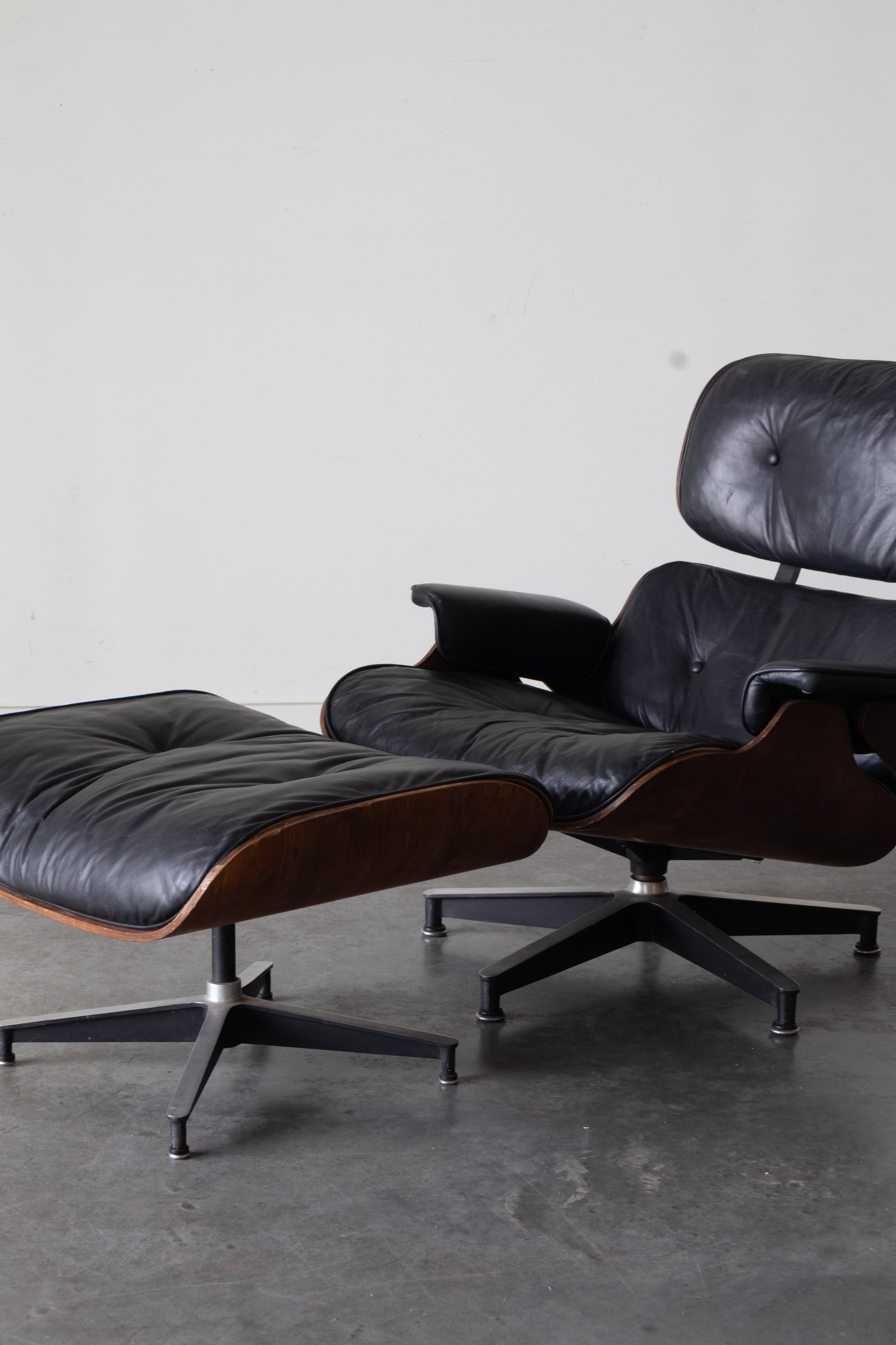 Eames Leather Lounge Chair by Charles & Ray Eames for Herman Miller