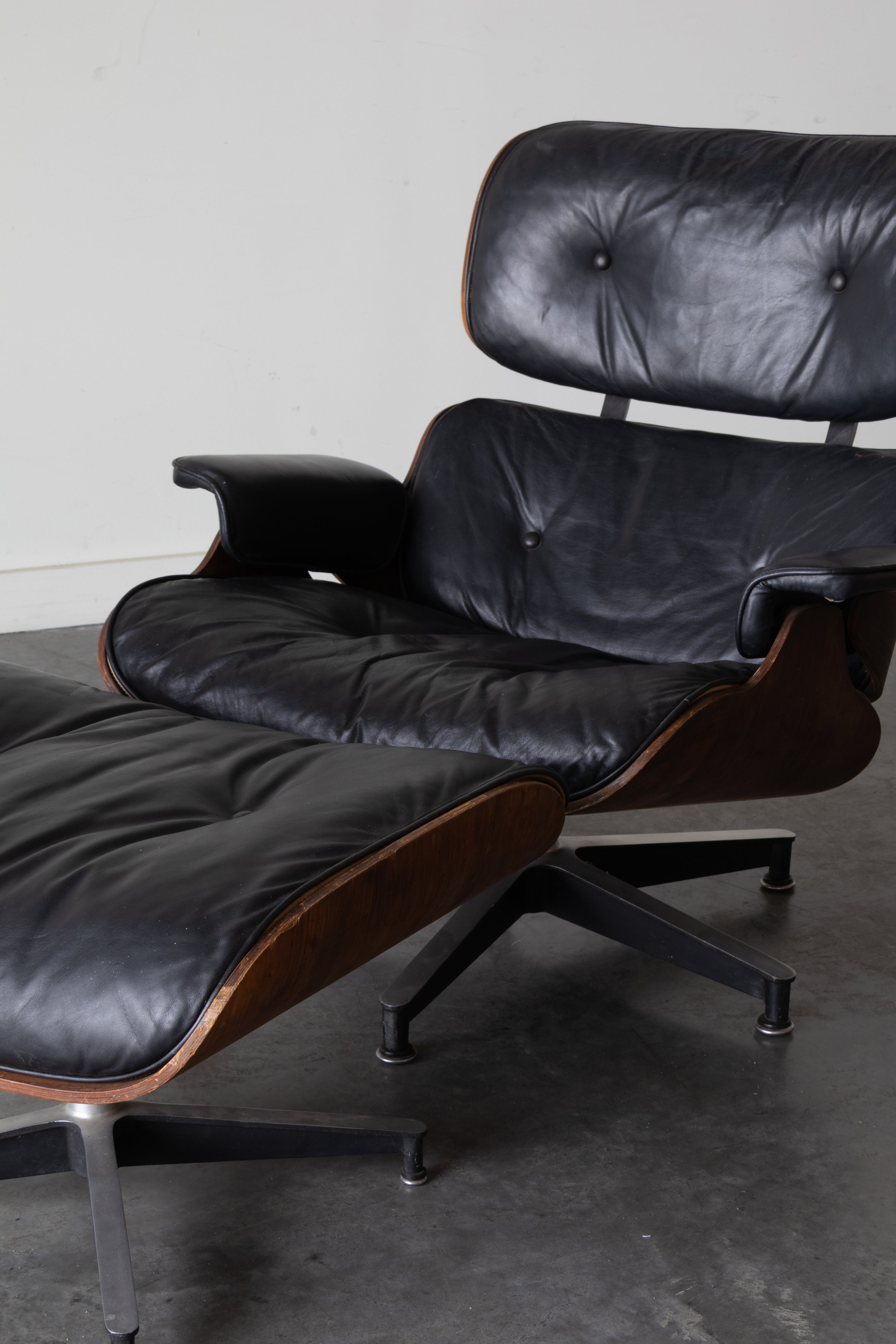 Eames Leather Lounge Chair by Charles & Ray Eames for Herman Miller
