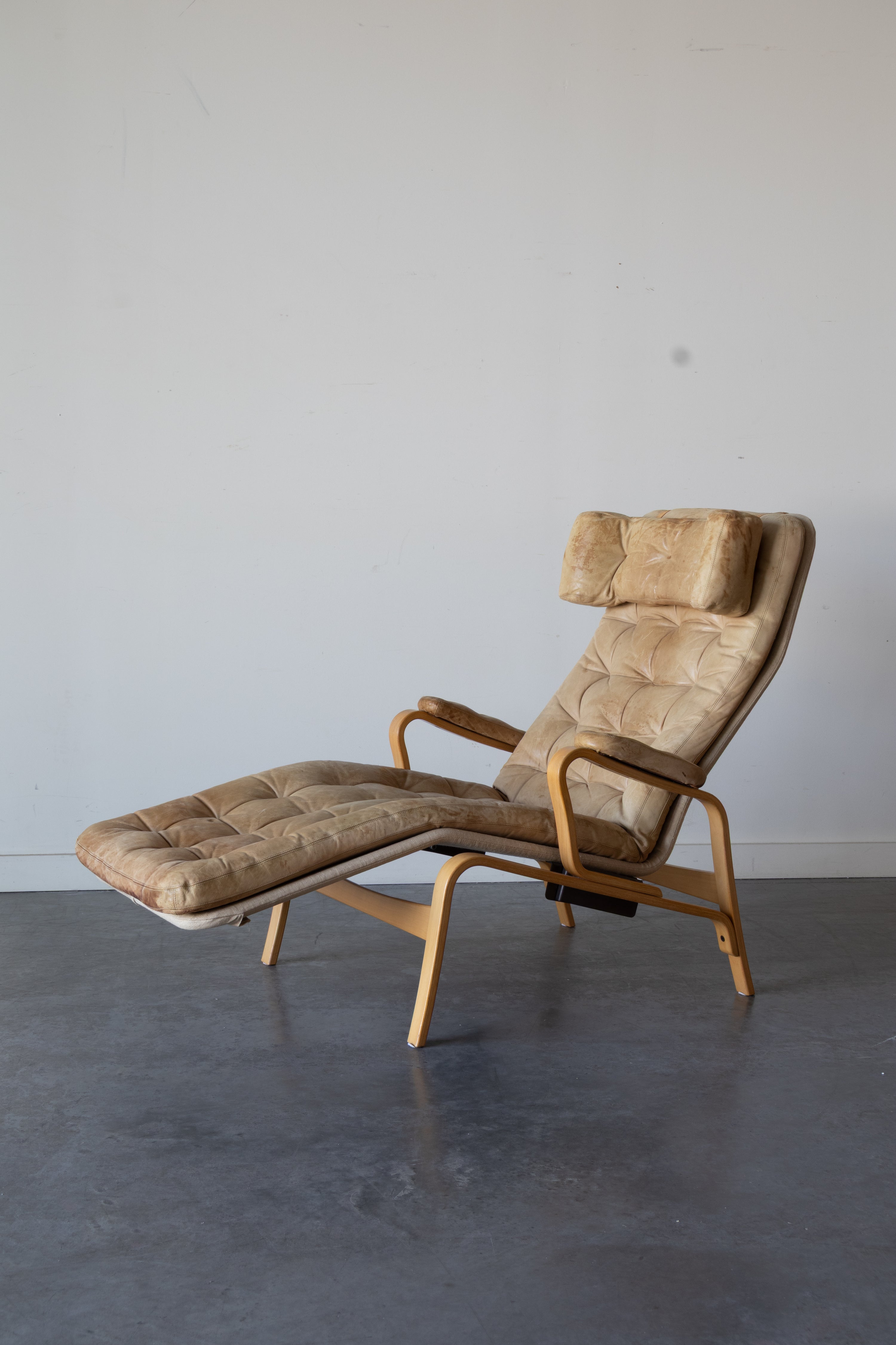 Fenix Leather Chaise by Sam Larsson for Dux