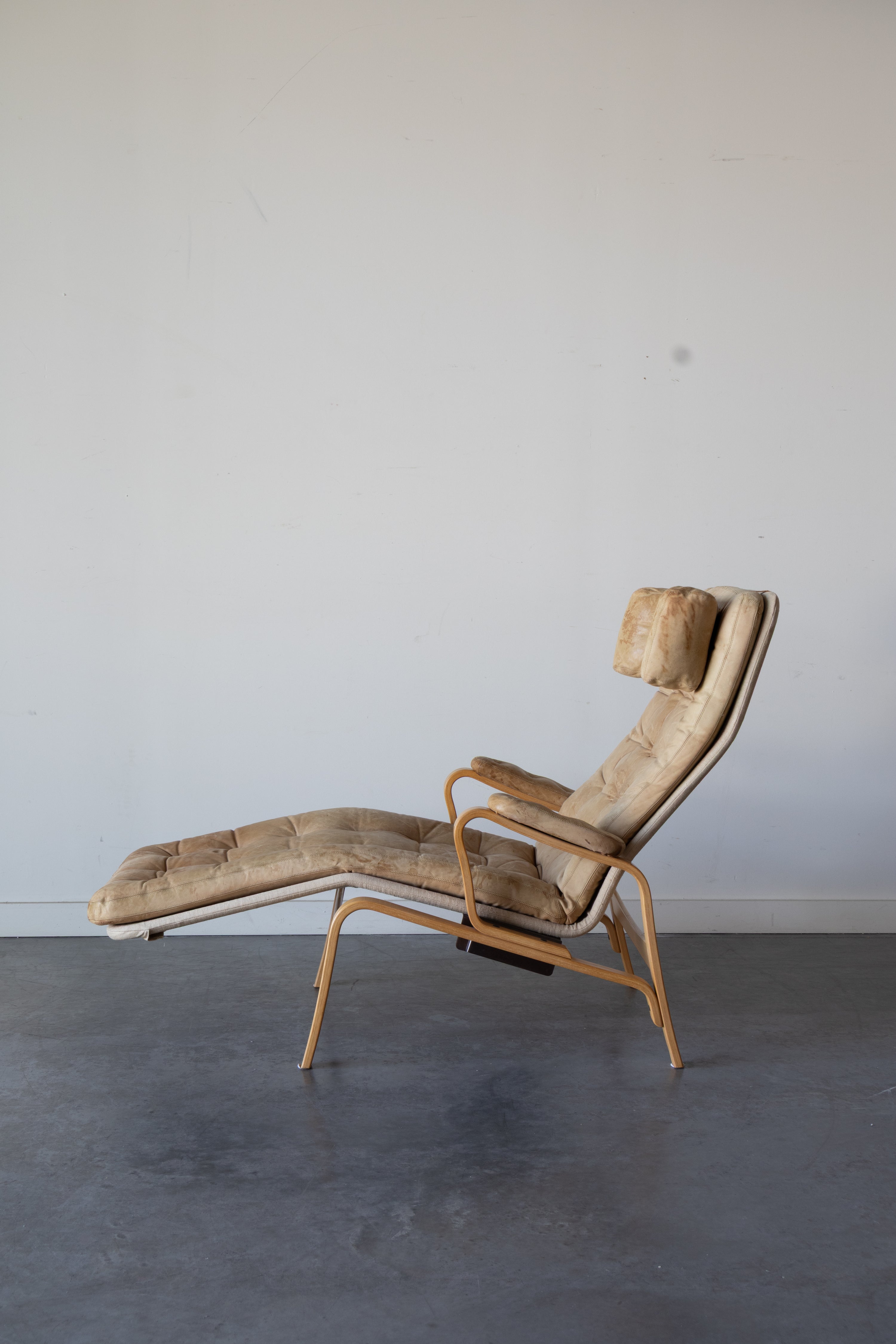 Fenix Leather Chaise by Sam Larsson for Dux
