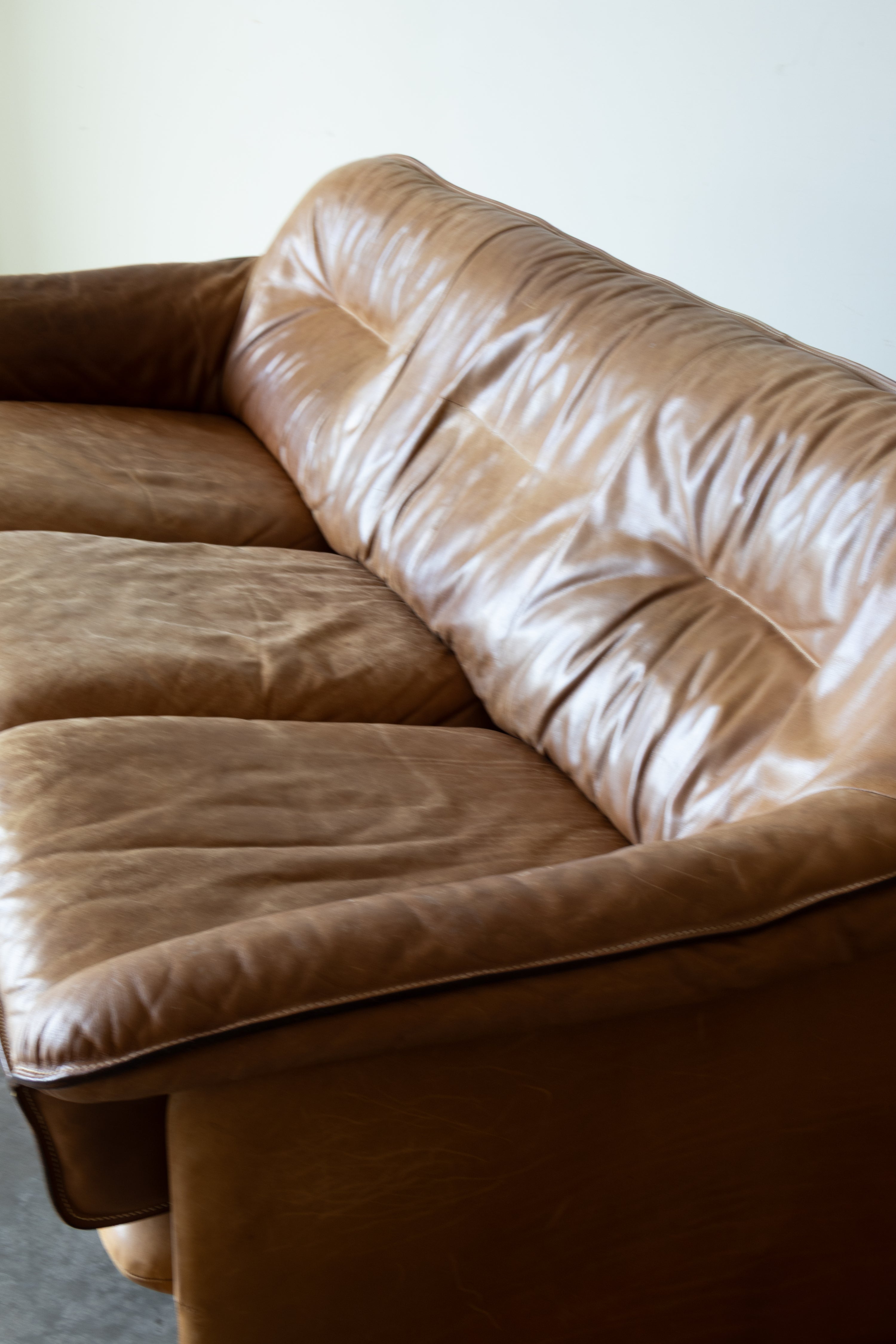 DS-16 Cognac leather sofa by De Sede, 1970s