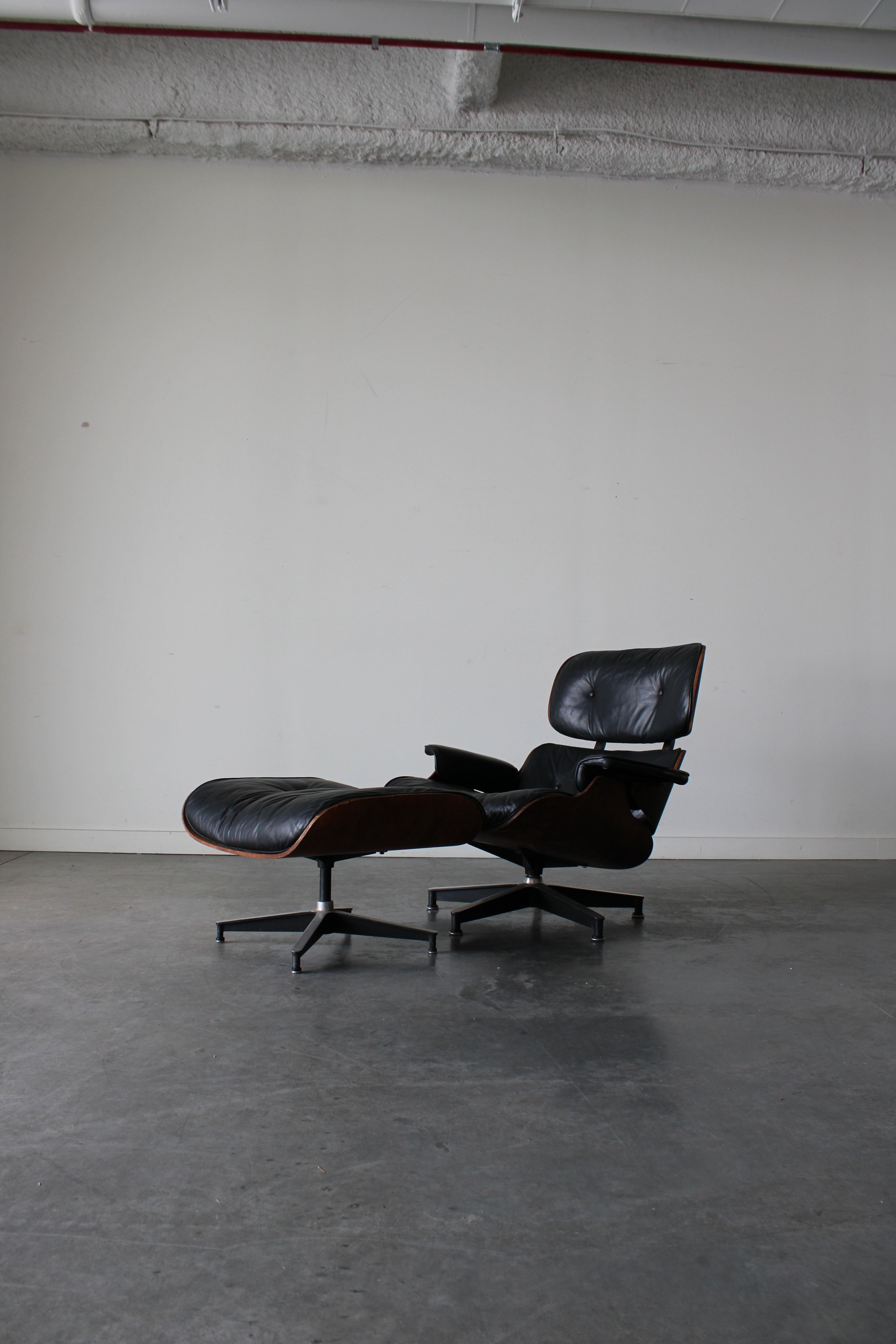 Eames Leather Lounge Chair by Charles & Ray Eames for Herman Miller