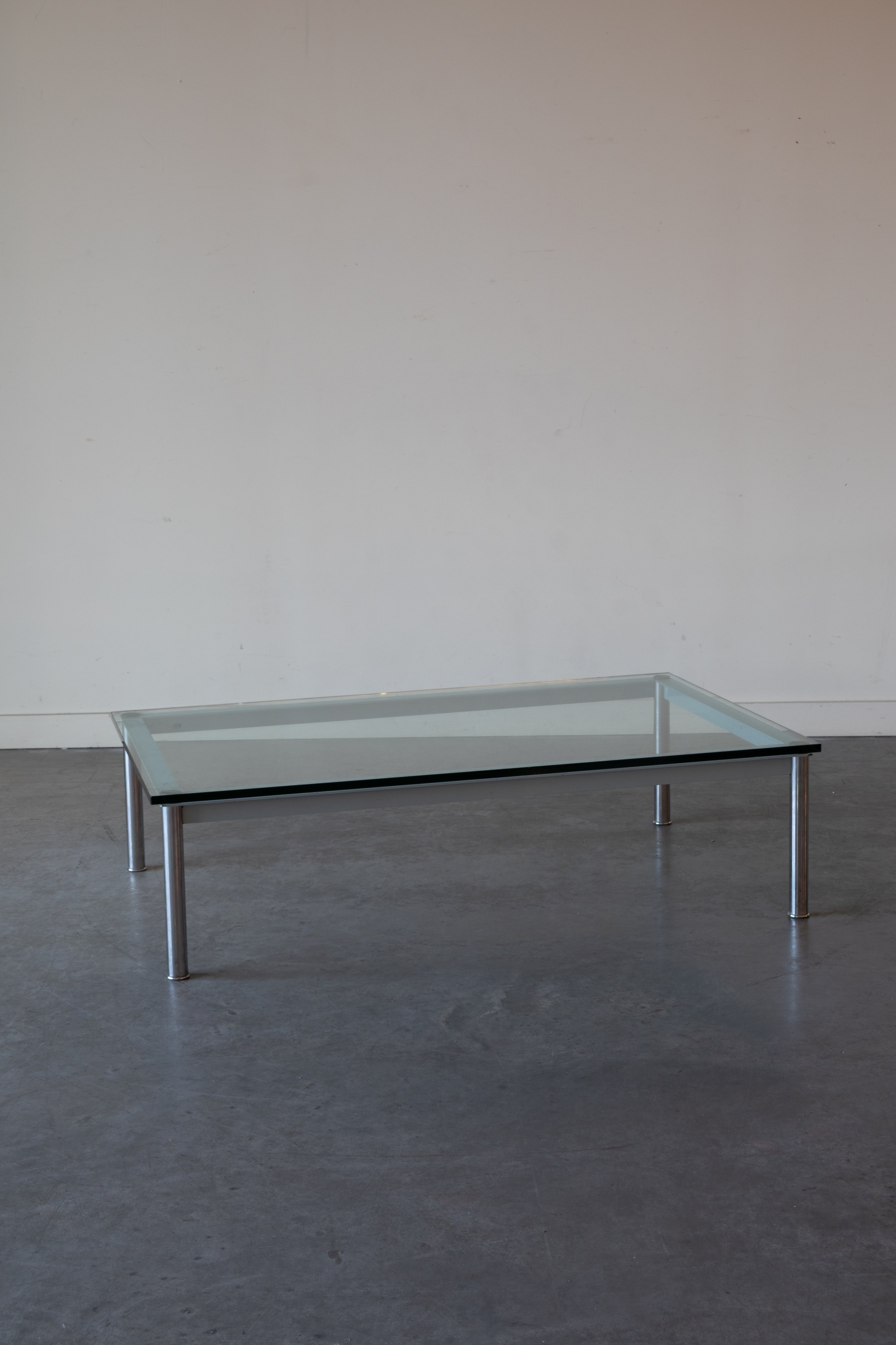 LC10-P Coffee Table By Le Corbusier, Charlotte Perriand, and Pierre Jeanneret for Cassina