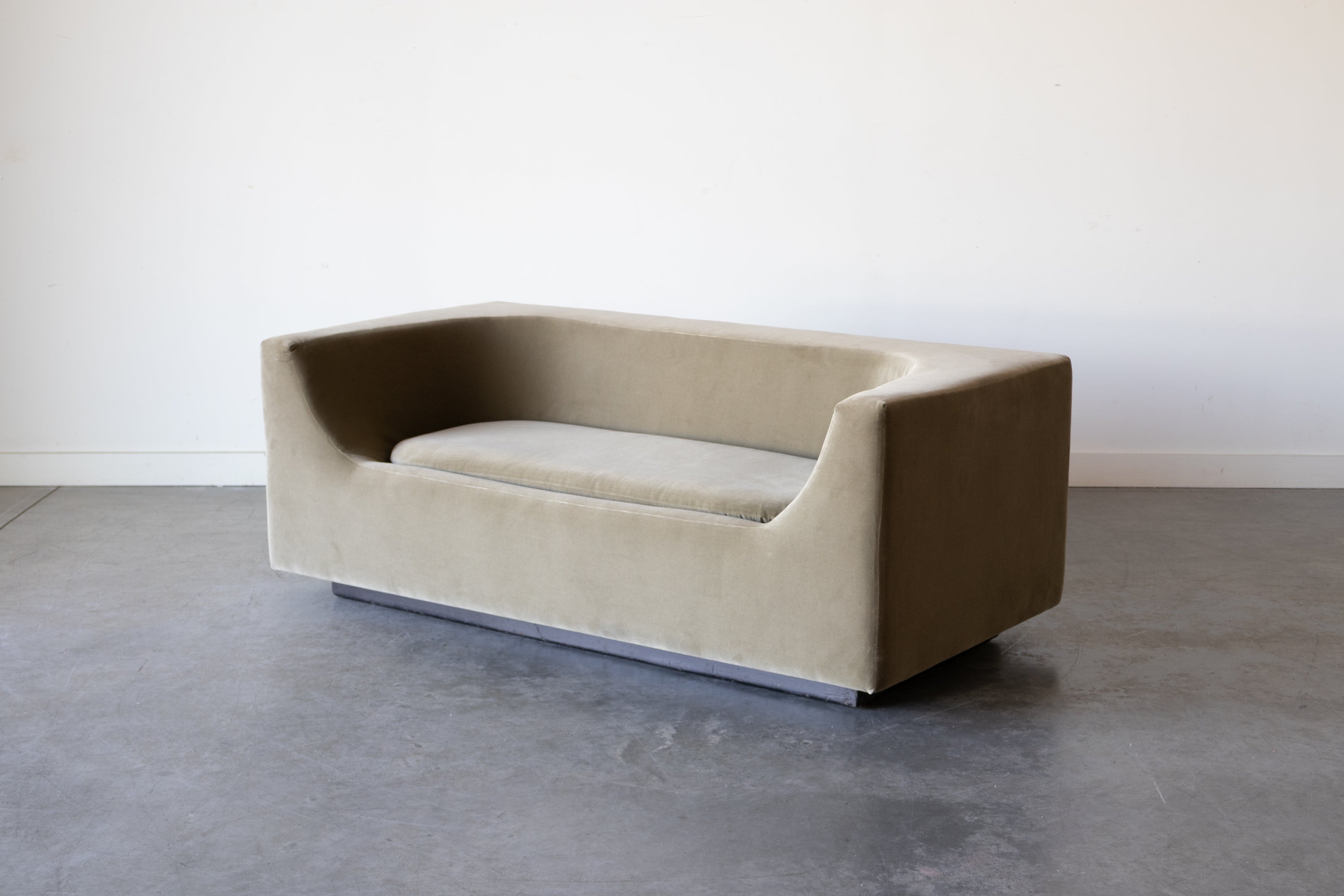 'Elliptique' Sofa by Bernard Govin, 1965