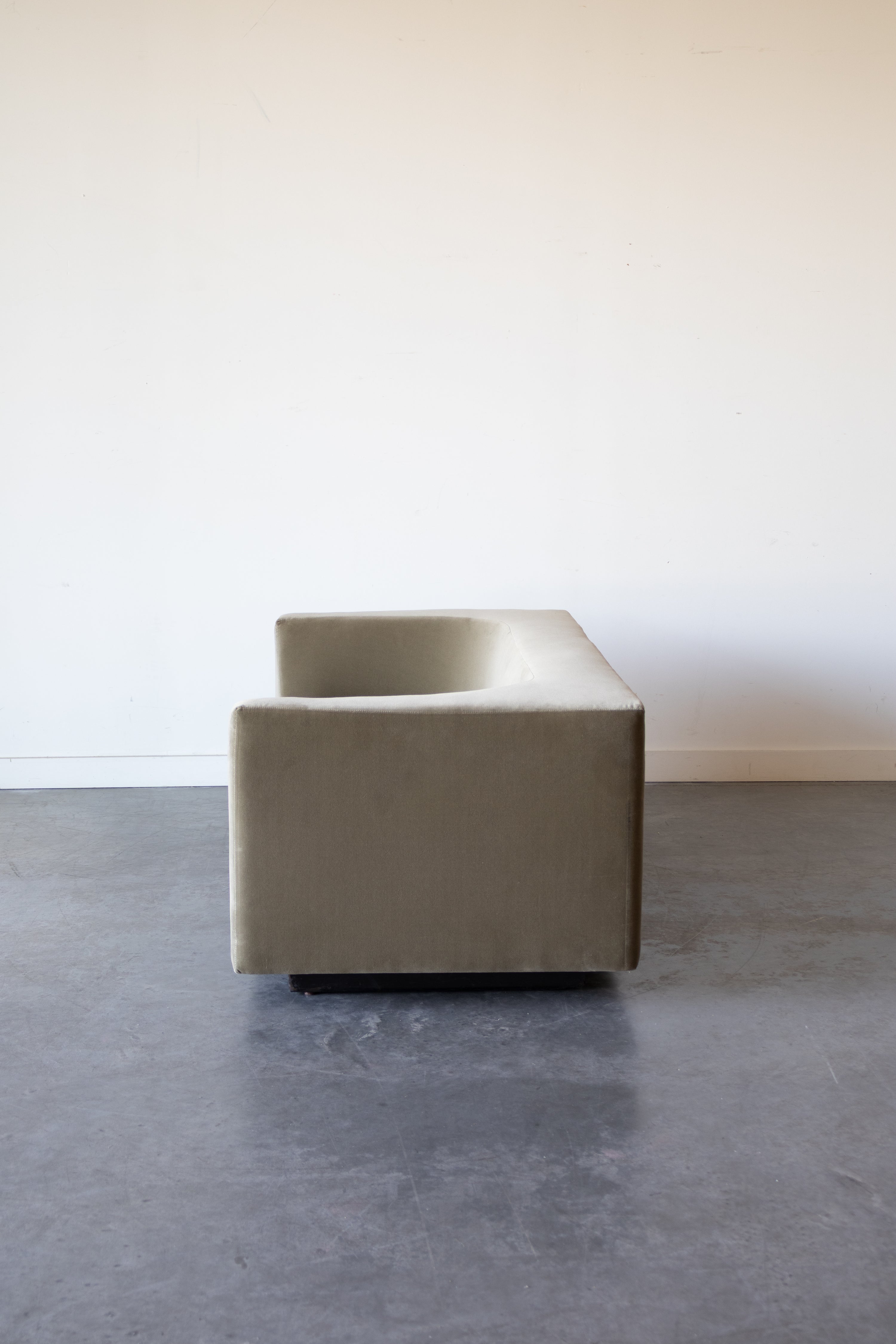'Elliptique' Sofa by Bernard Govin, 1965