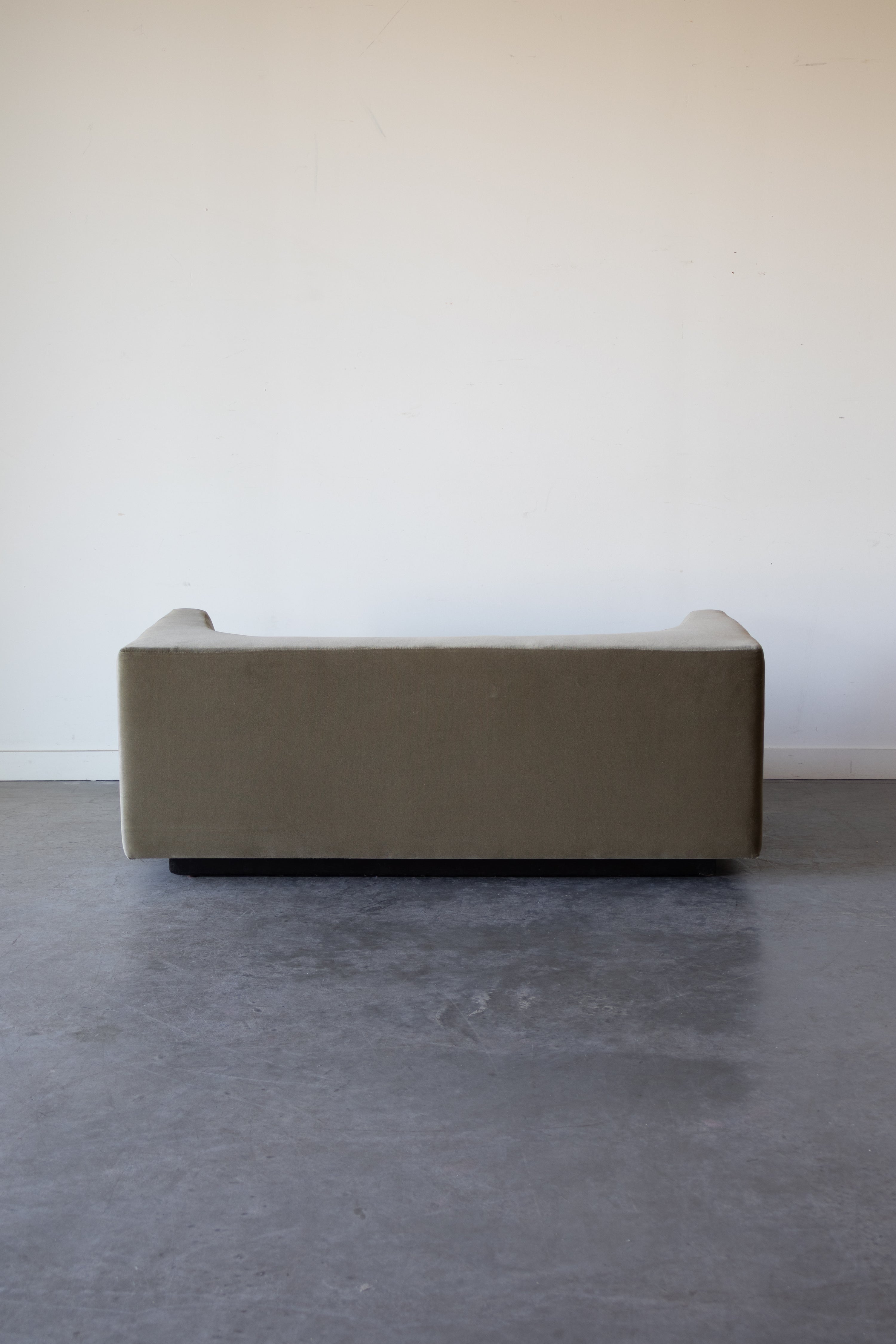 'Elliptique' Sofa by Bernard Govin, 1965