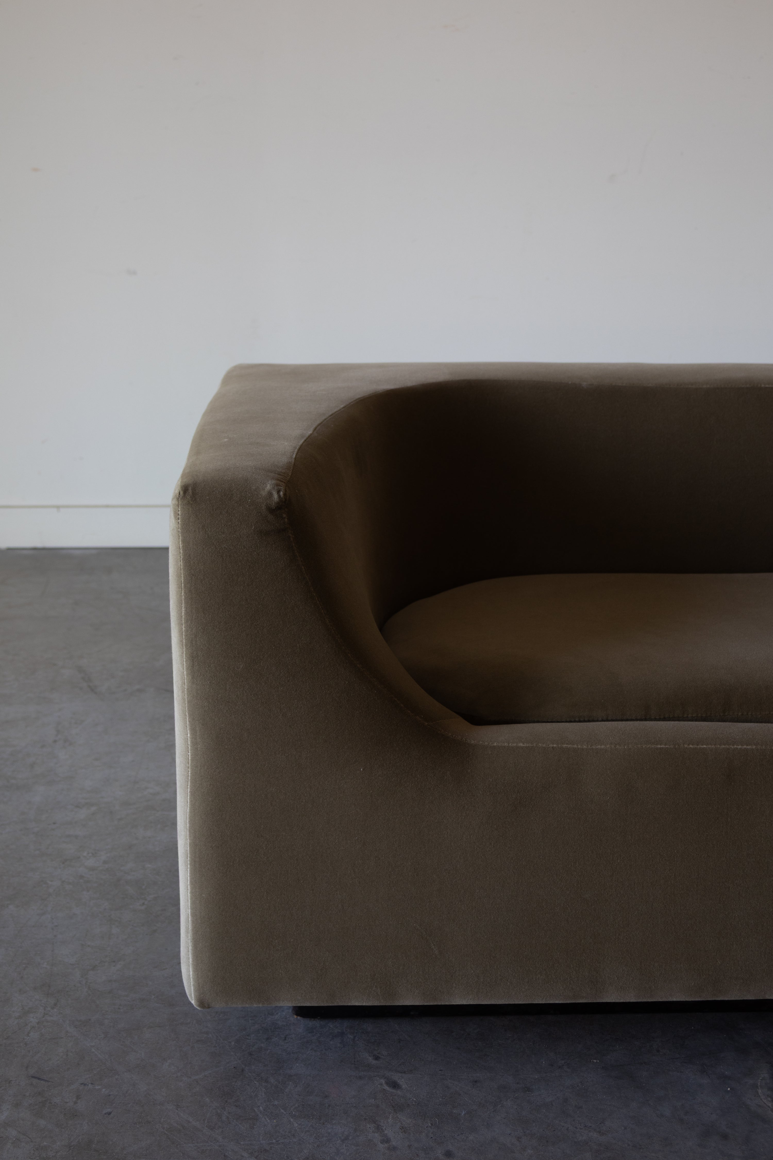 'Elliptique' Sofa by Bernard Govin, 1965