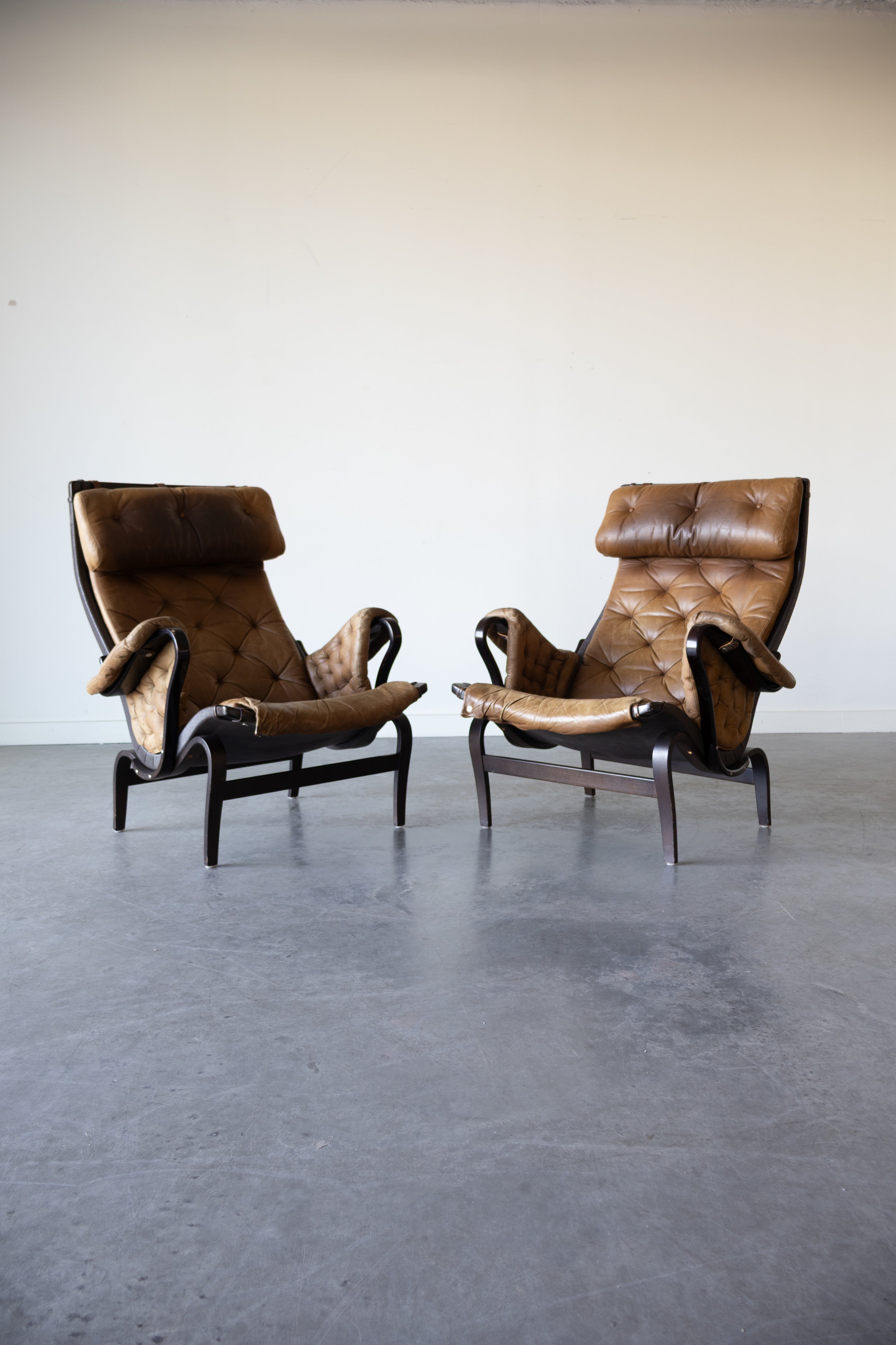 Pernilla Leather Lounge Chairs by Bruno Mathsson for DUX