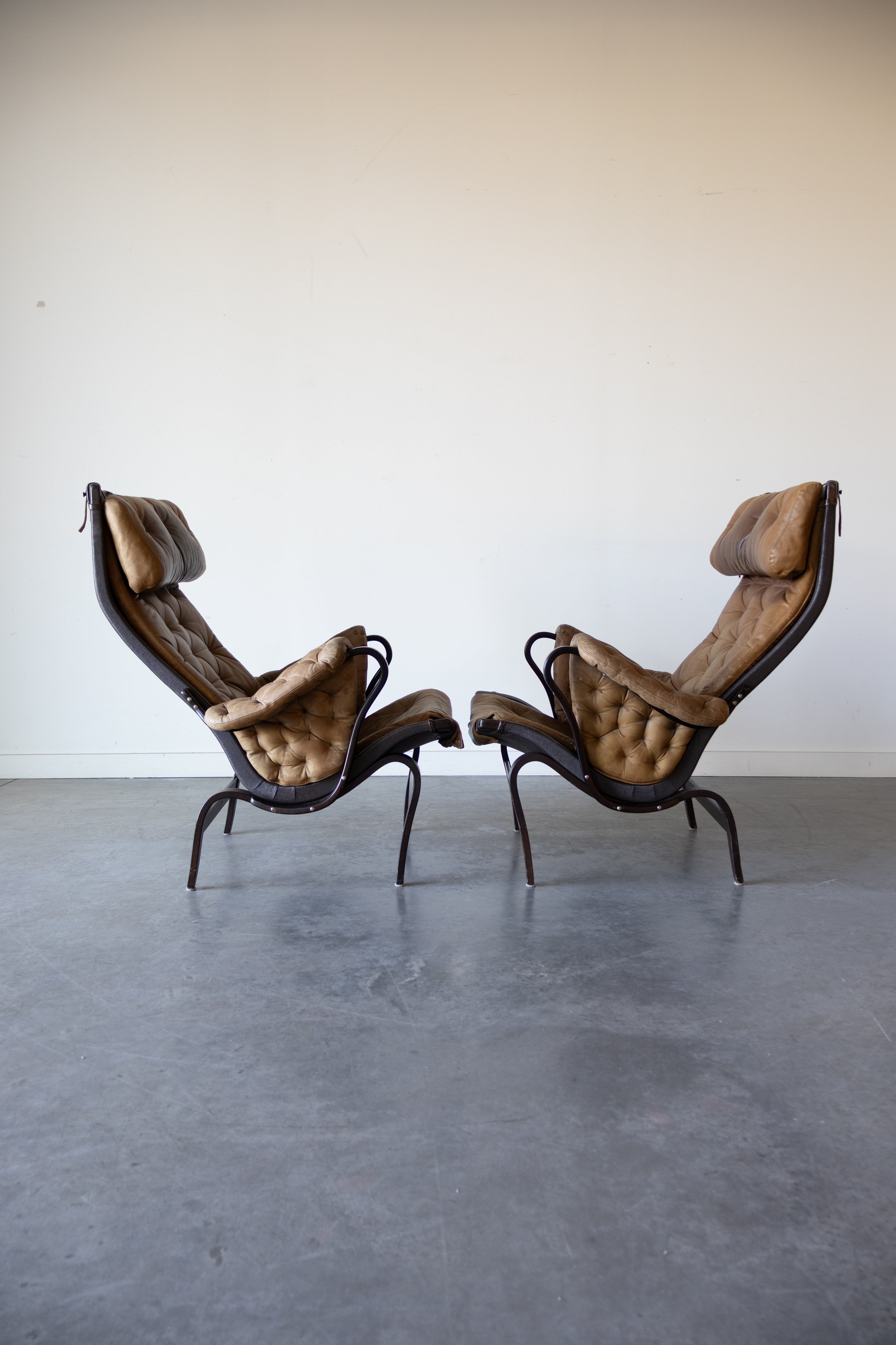 Pernilla Leather Lounge Chairs by Bruno Mathsson for DUX