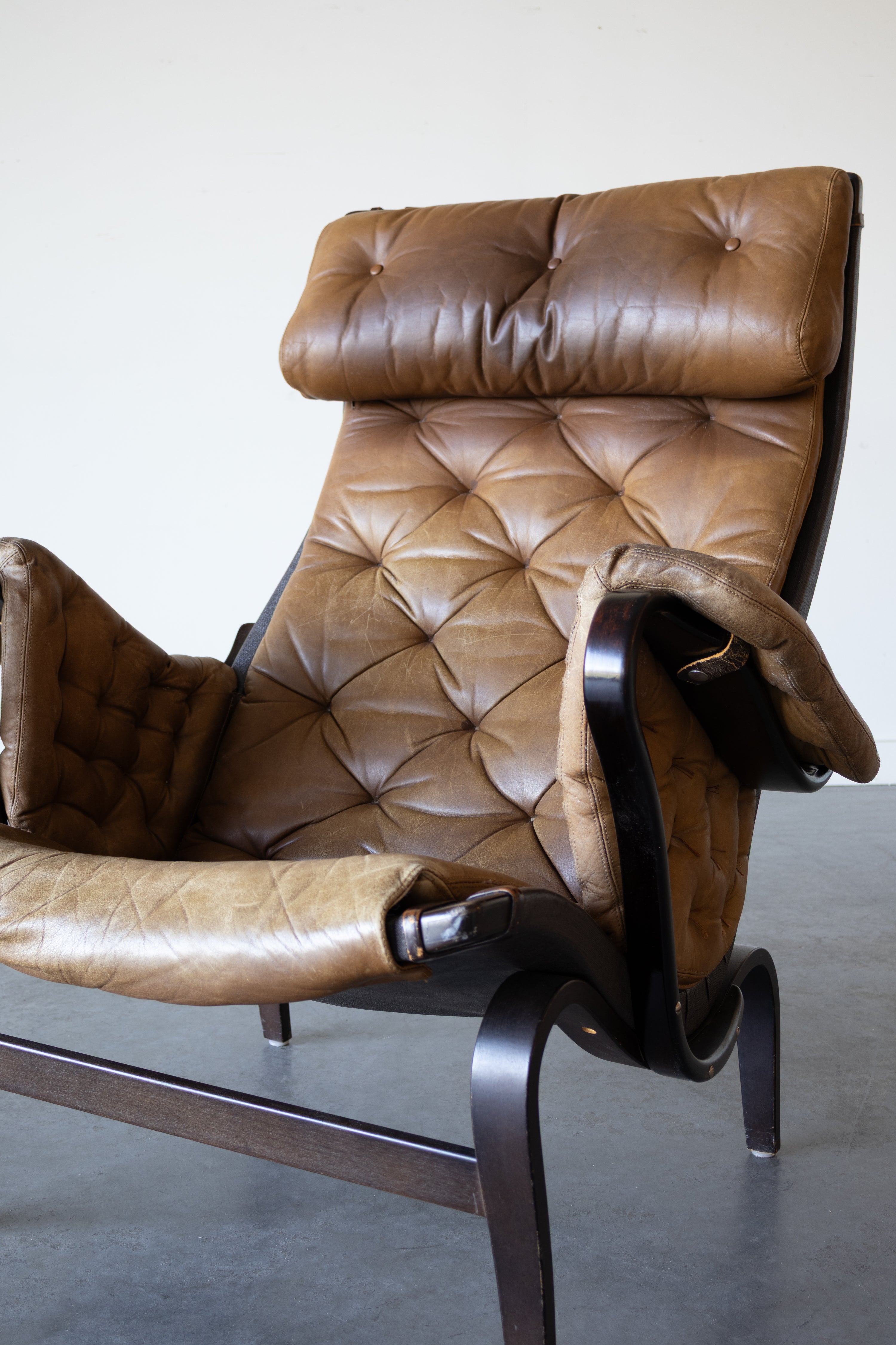 Pernilla Leather Lounge Chairs by Bruno Mathsson for DUX