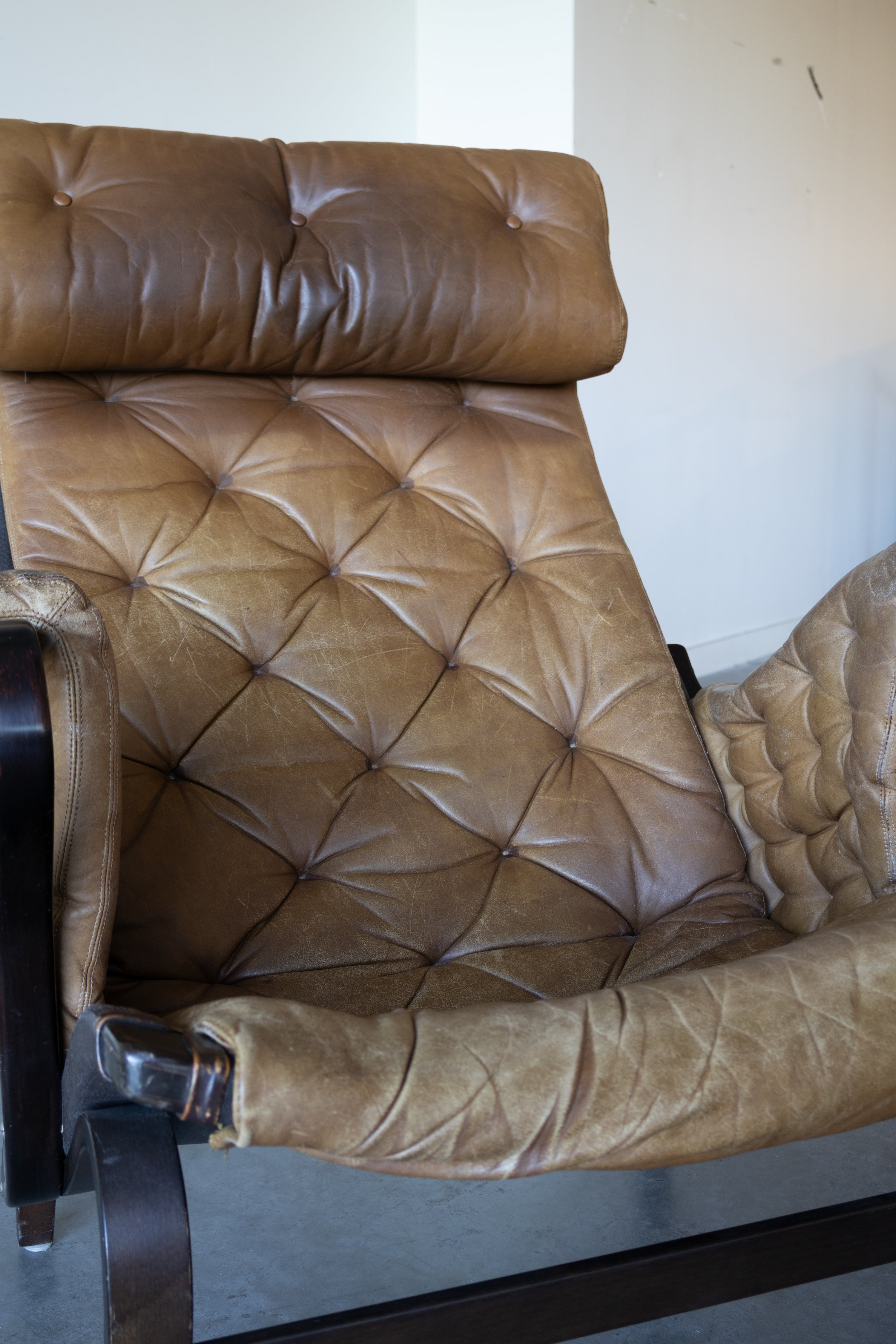 Pernilla Leather Lounge Chairs by Bruno Mathsson for DUX