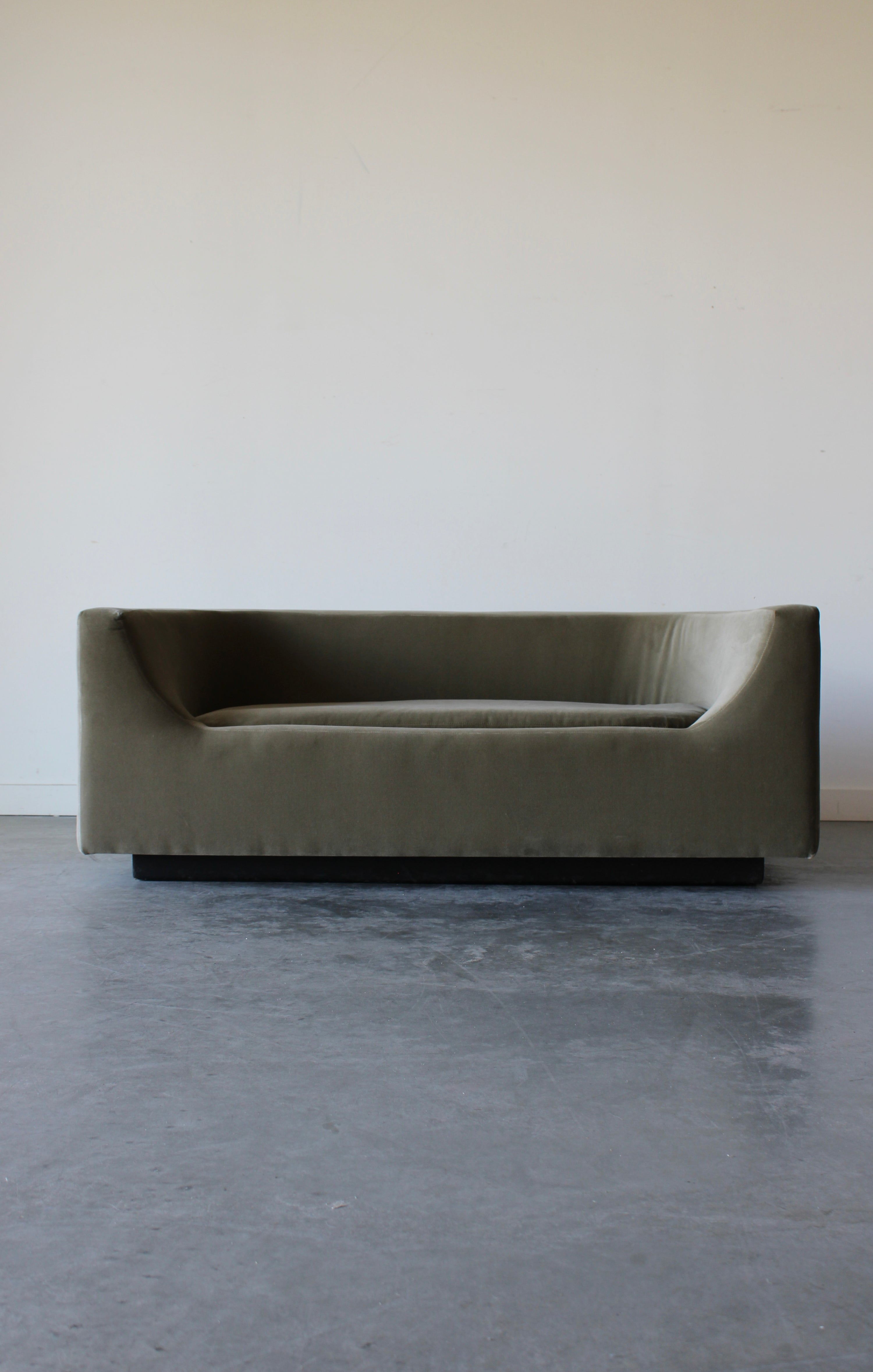 'Elliptique' Sofa by Bernard Govin, 1965