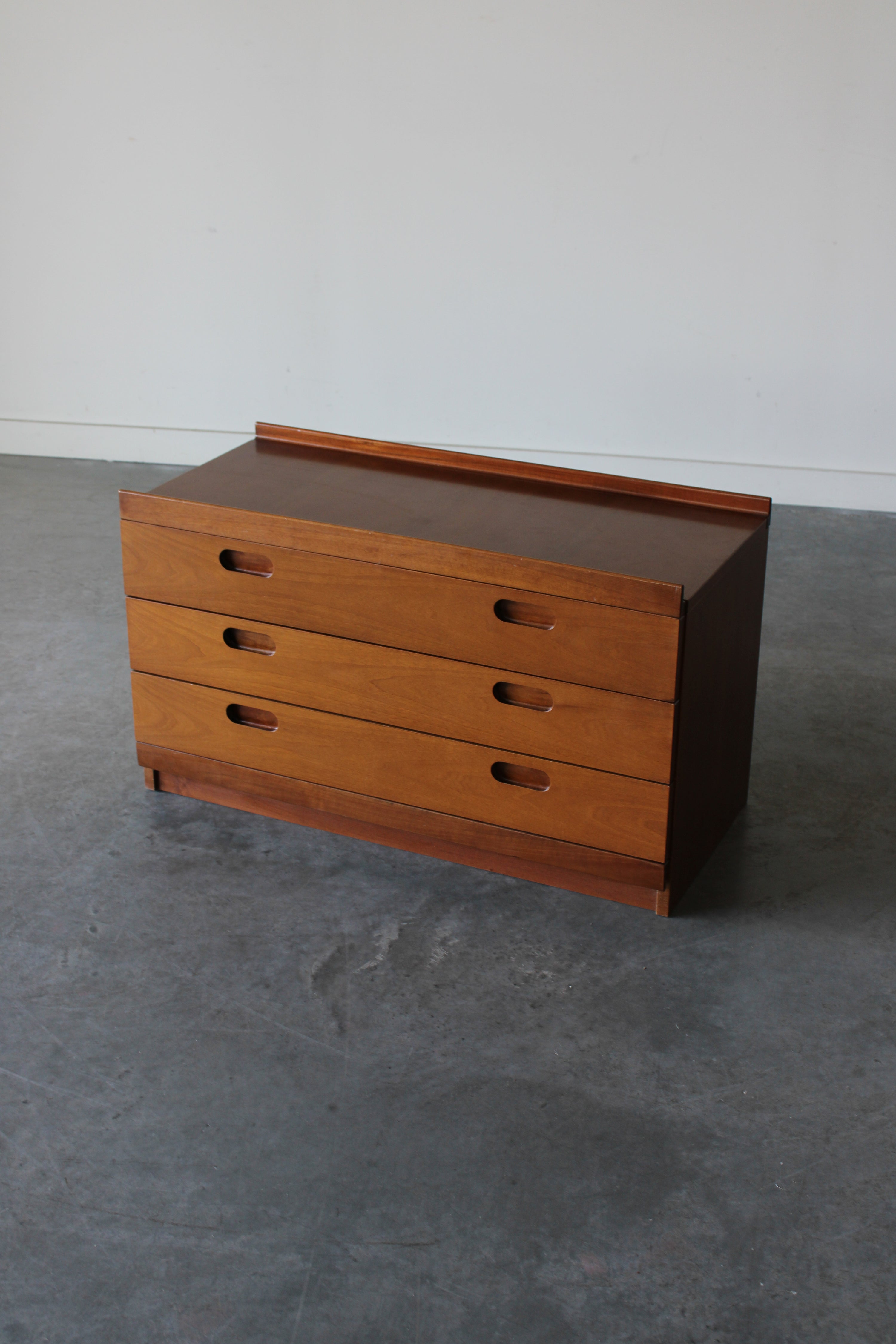 Fiorenza cabinet by Tito Agnoli for Molteni&C, 1960s