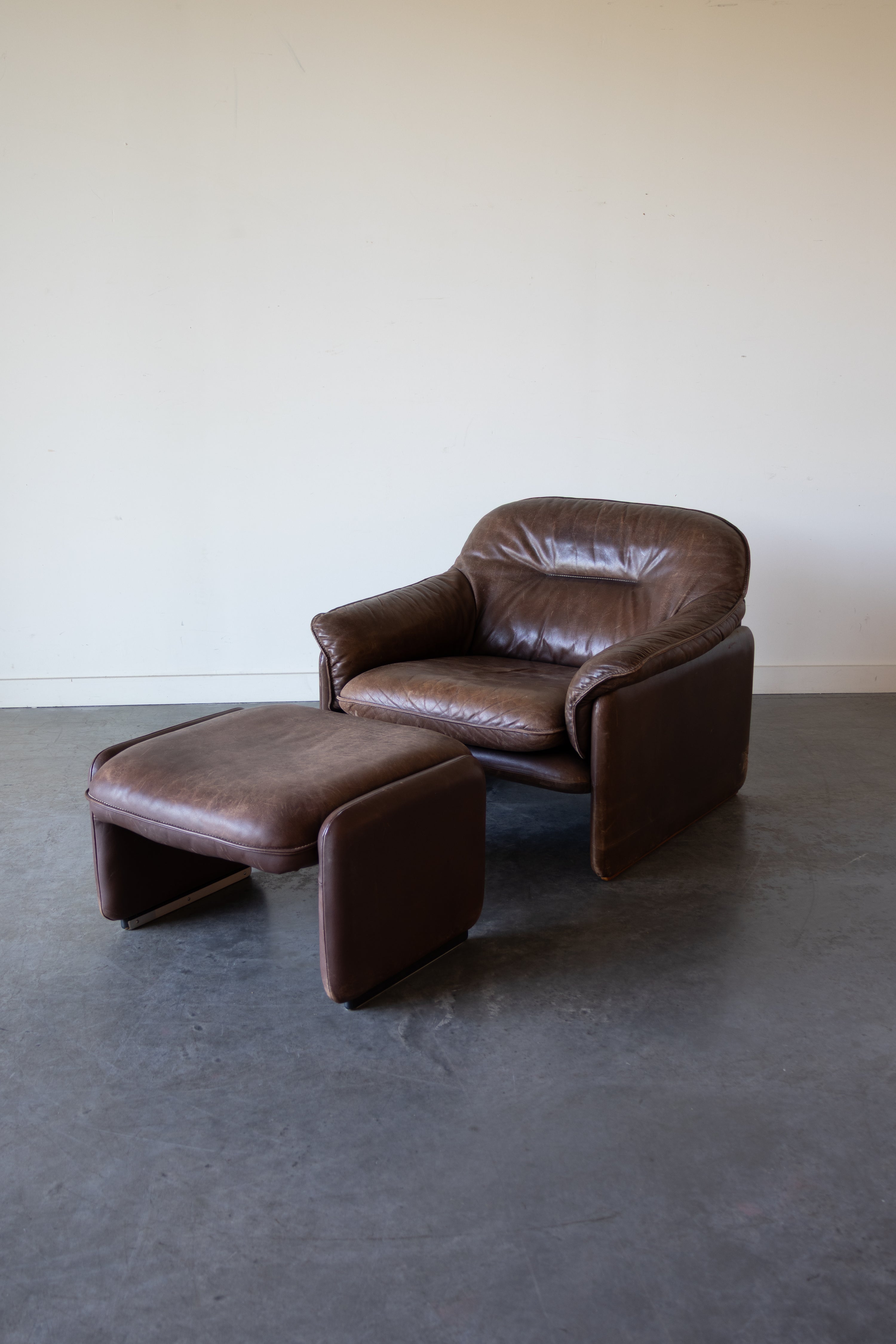 DS-16 Leather Lounge Chair and Ottoman by De Sede