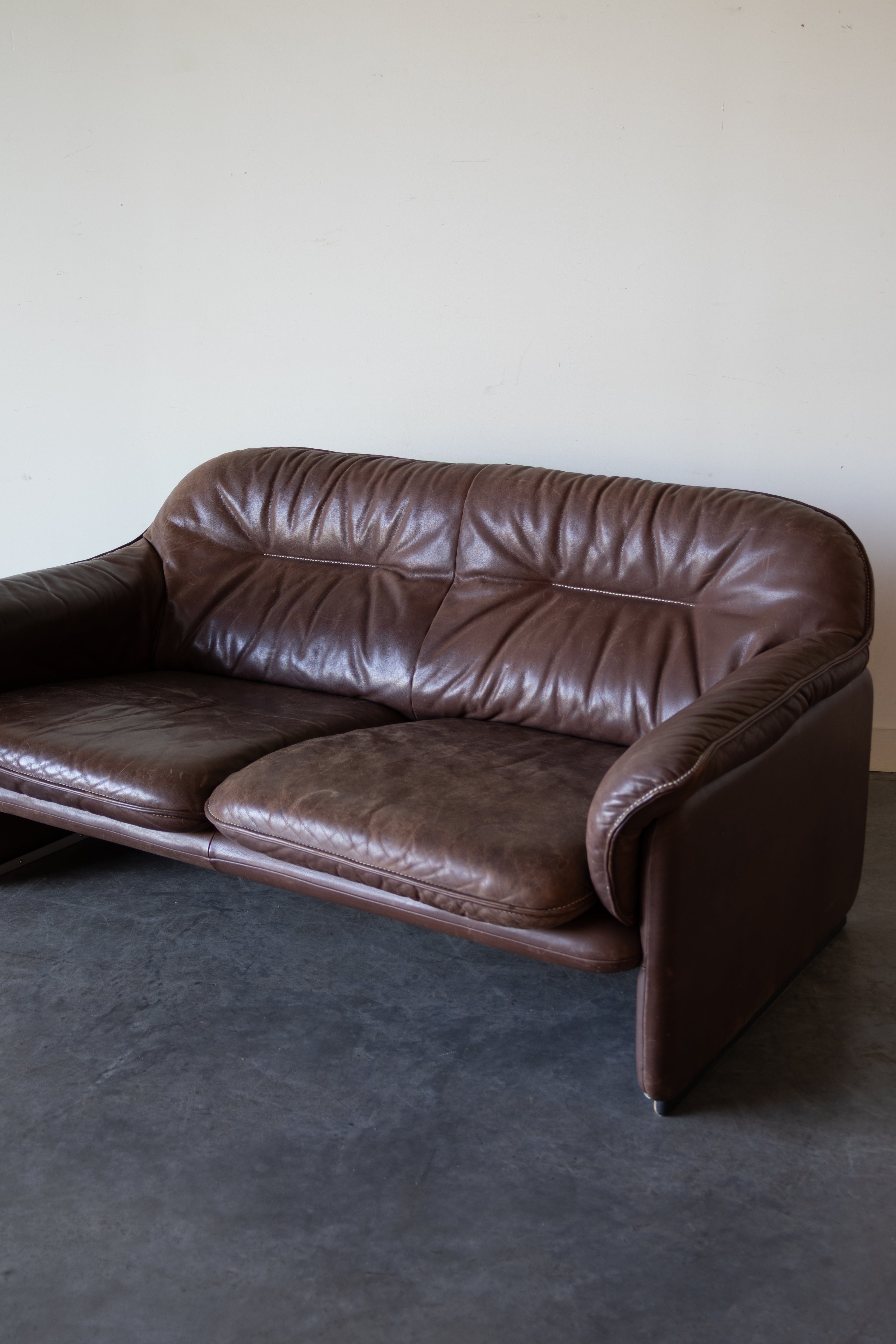 DS-16 Leather Sofa by De Sede