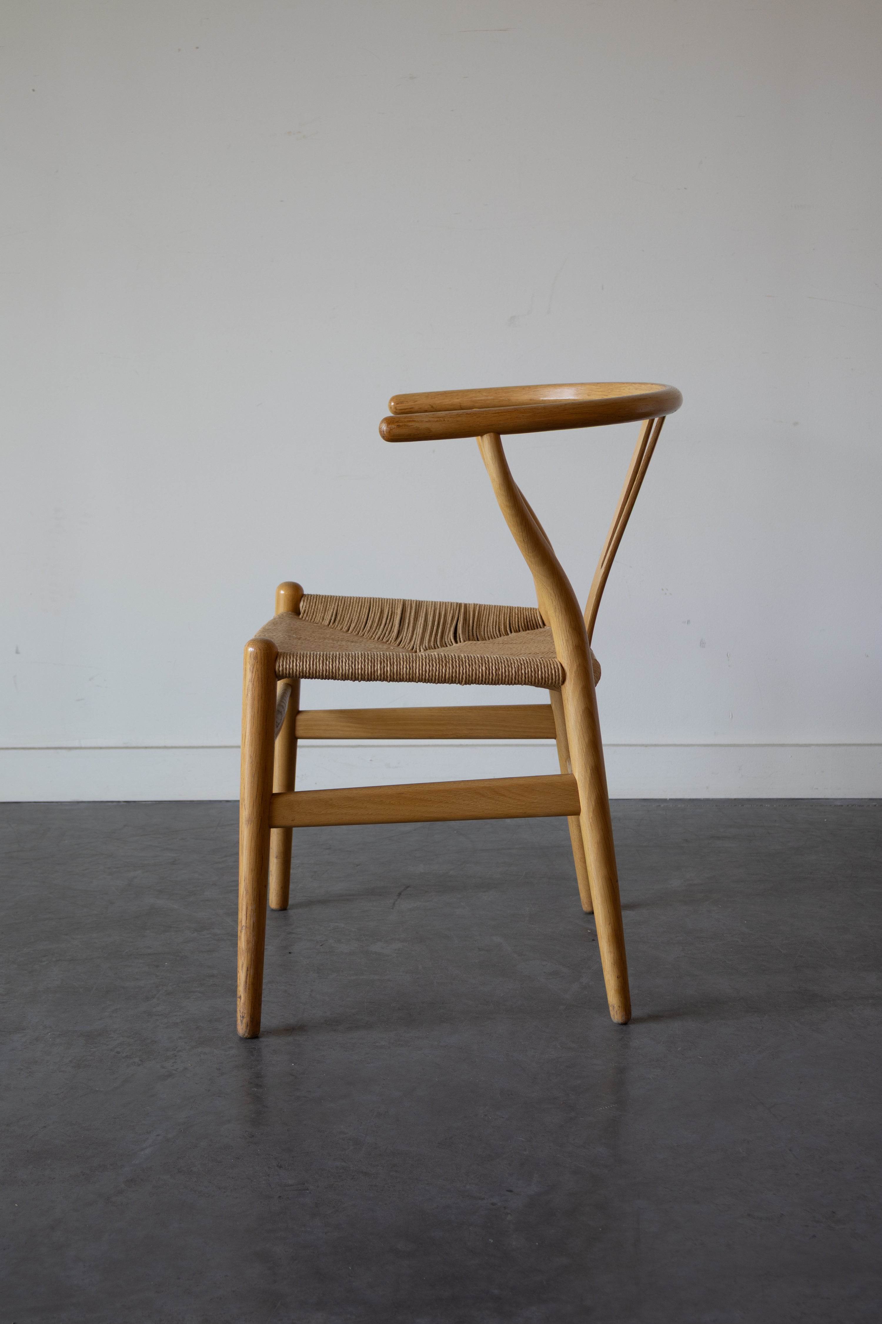 CH24 "Wishbone" Chair by Hans J. Wegner for Carl Hansen & Søn, 1960s