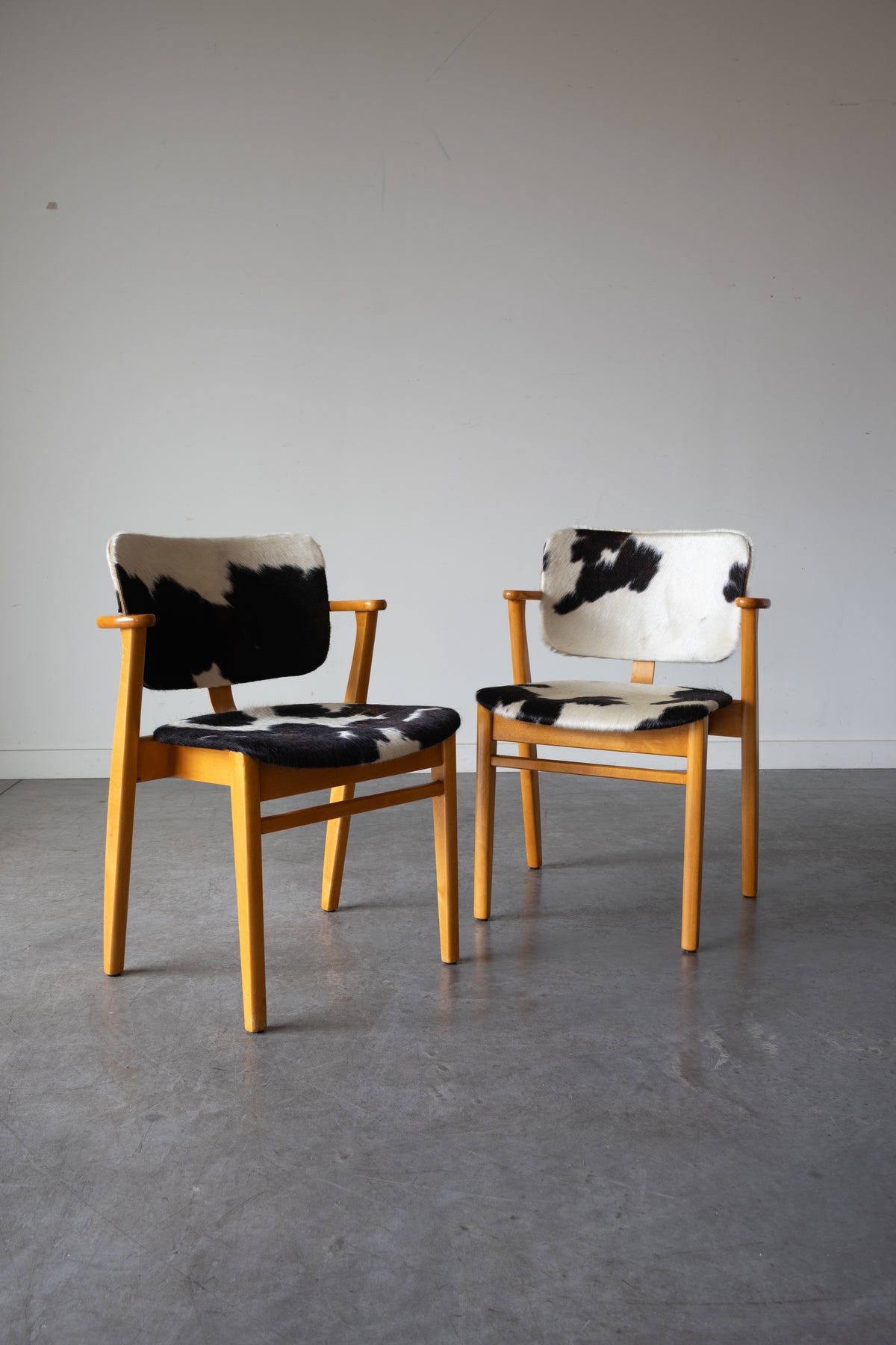 Set of Six Domus Chair By Ilmari Tapiovaara for Keravan Puuteollisuus for Knoll