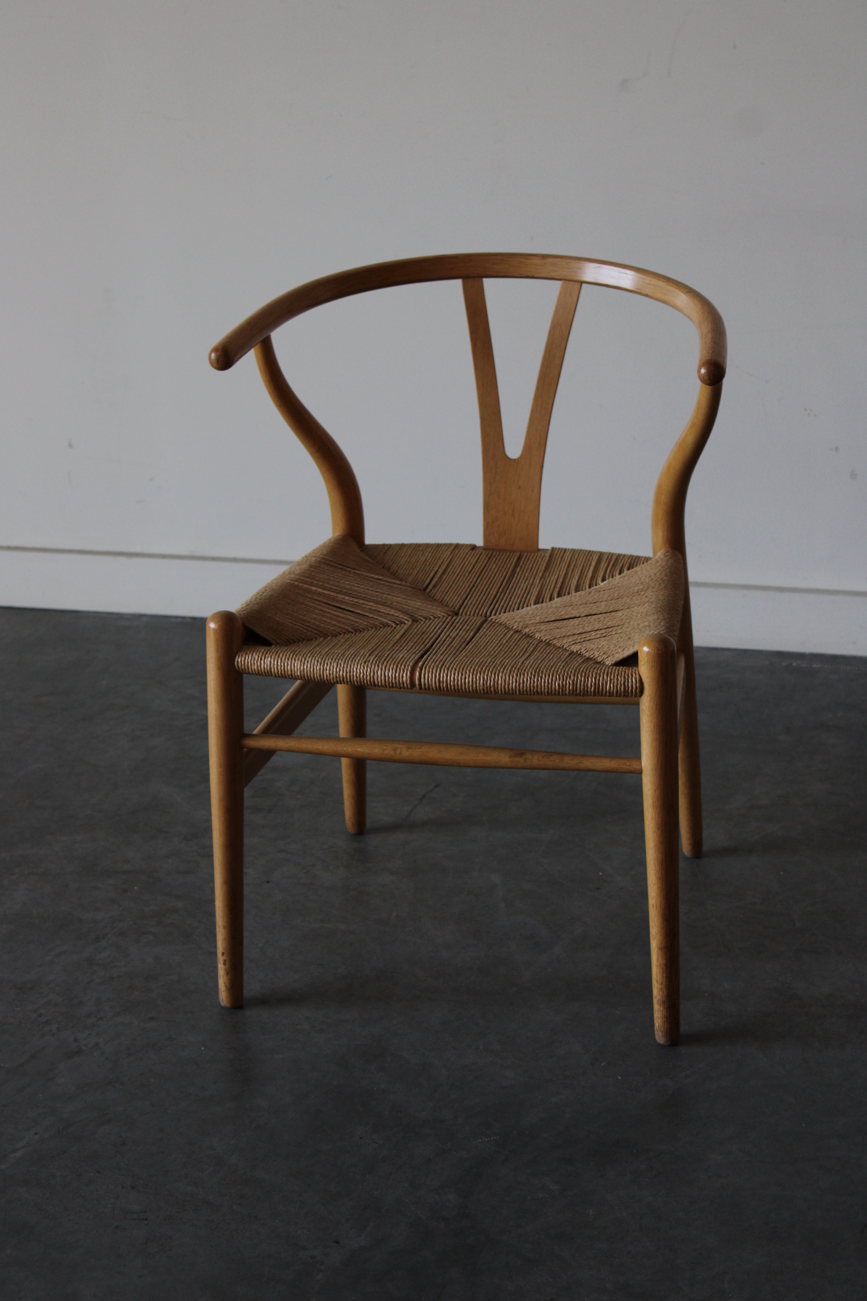 CH24 "Wishbone" Chair by Hans J. Wegner for Carl Hansen & Søn, 1960s