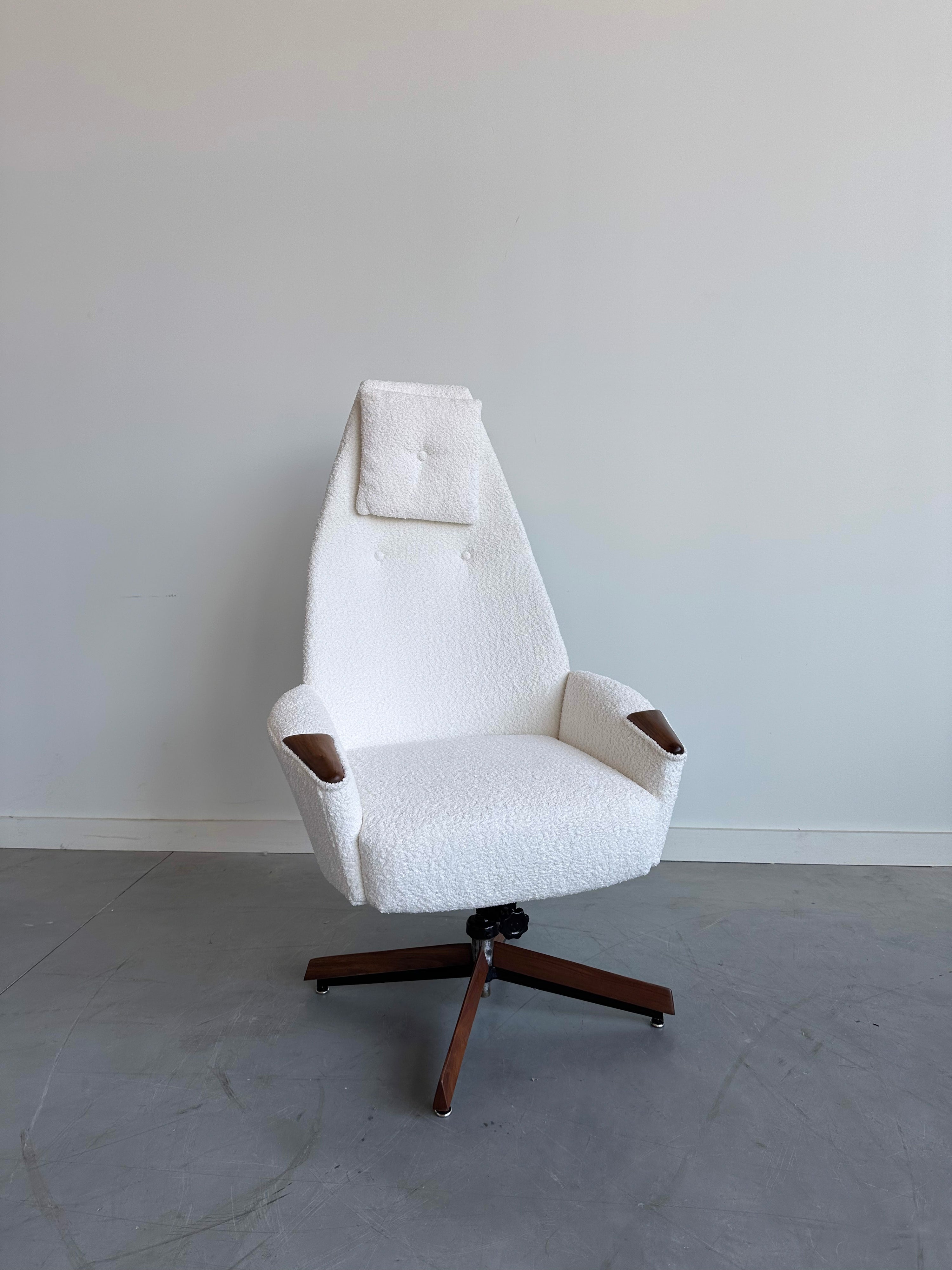 Lounge Chair by Adrian Pearsall for Craft Associates