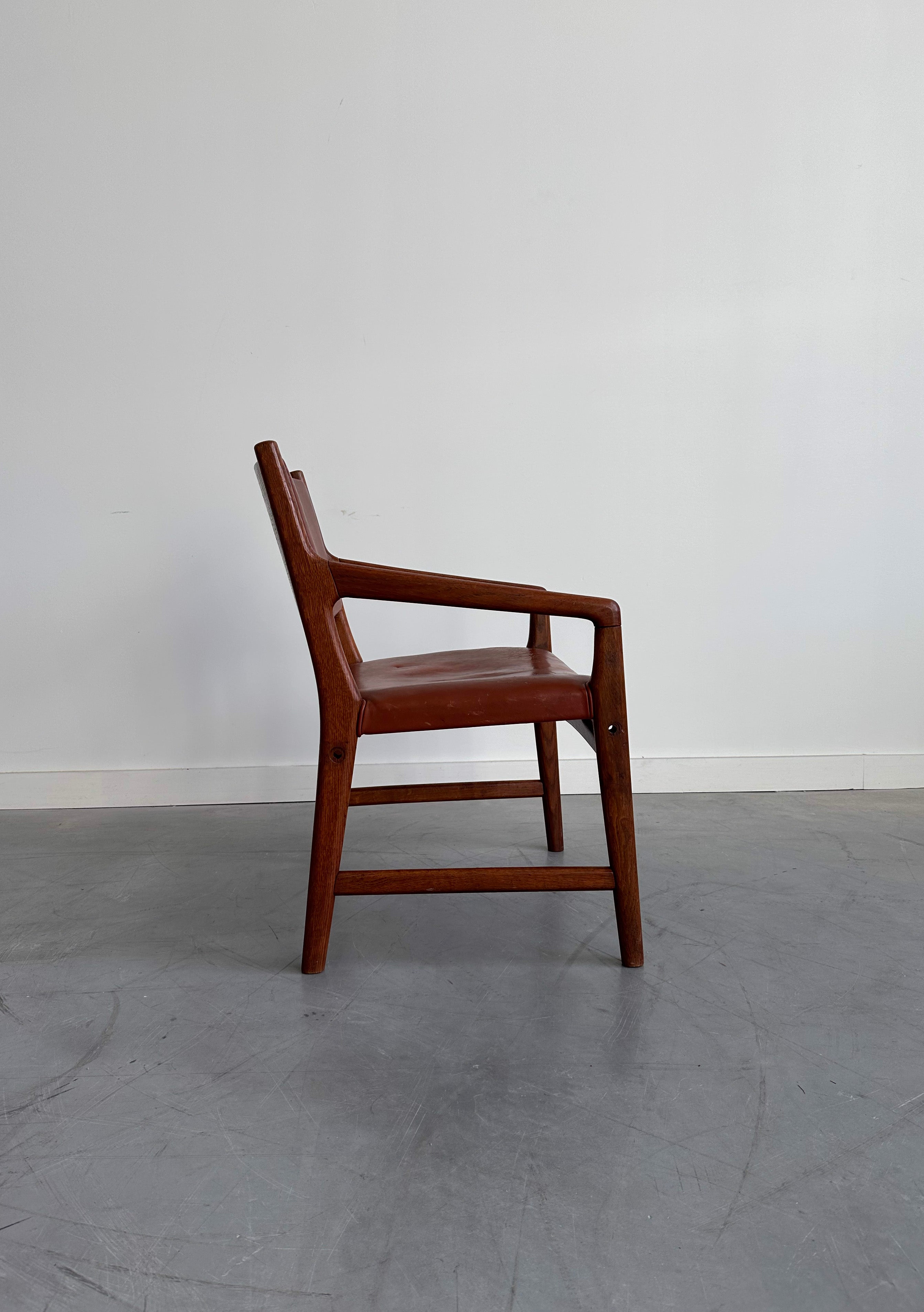 JH 507 Armchair by Hans J. Wegner for Magasin du Nord